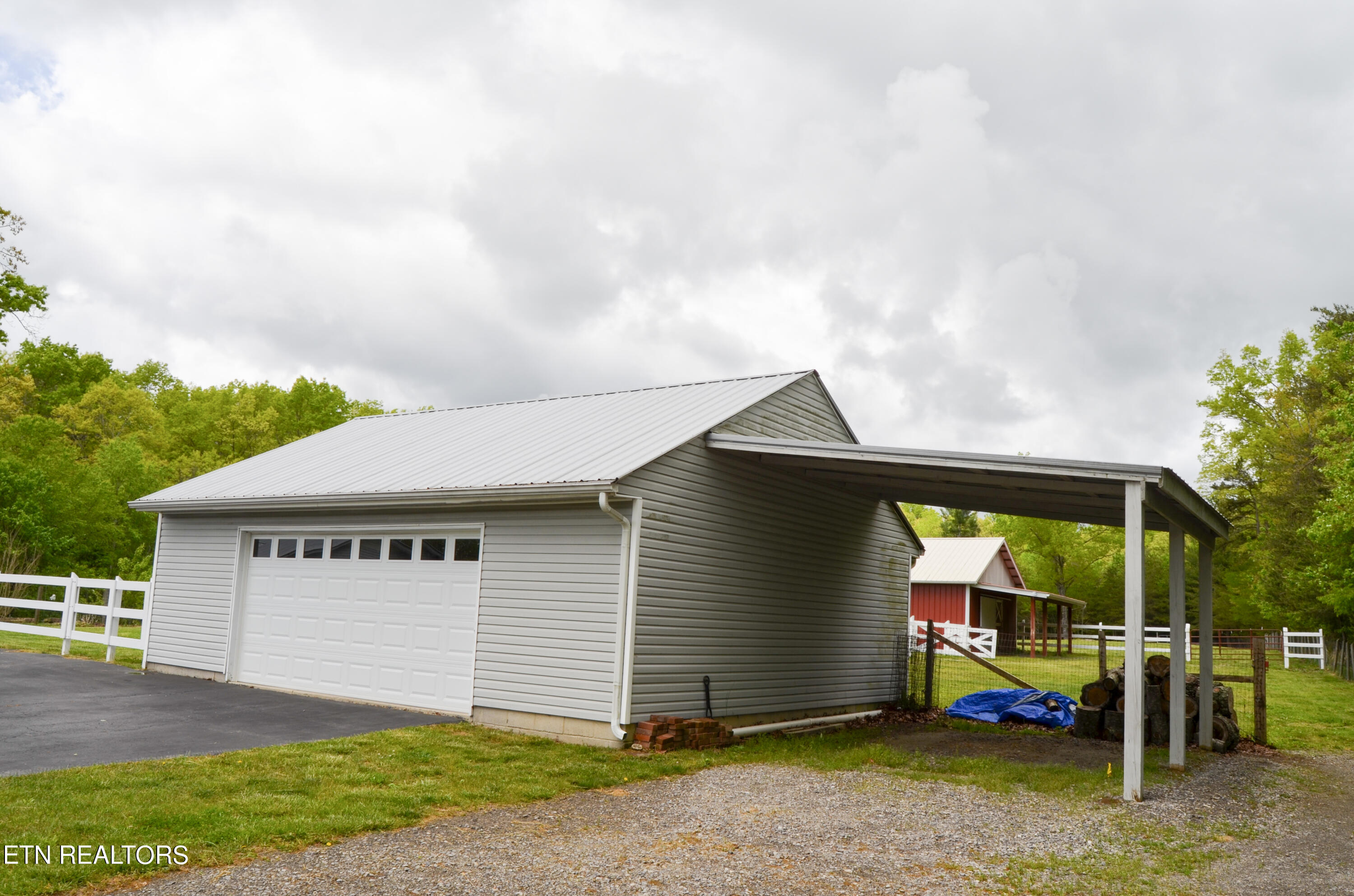 Photo 42 of 59 of 1009 Obed River Rd house