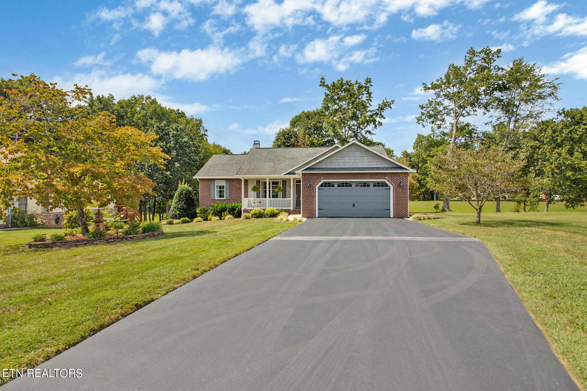 Photo 1 of 46 of 613 E Deer Creek Drive house