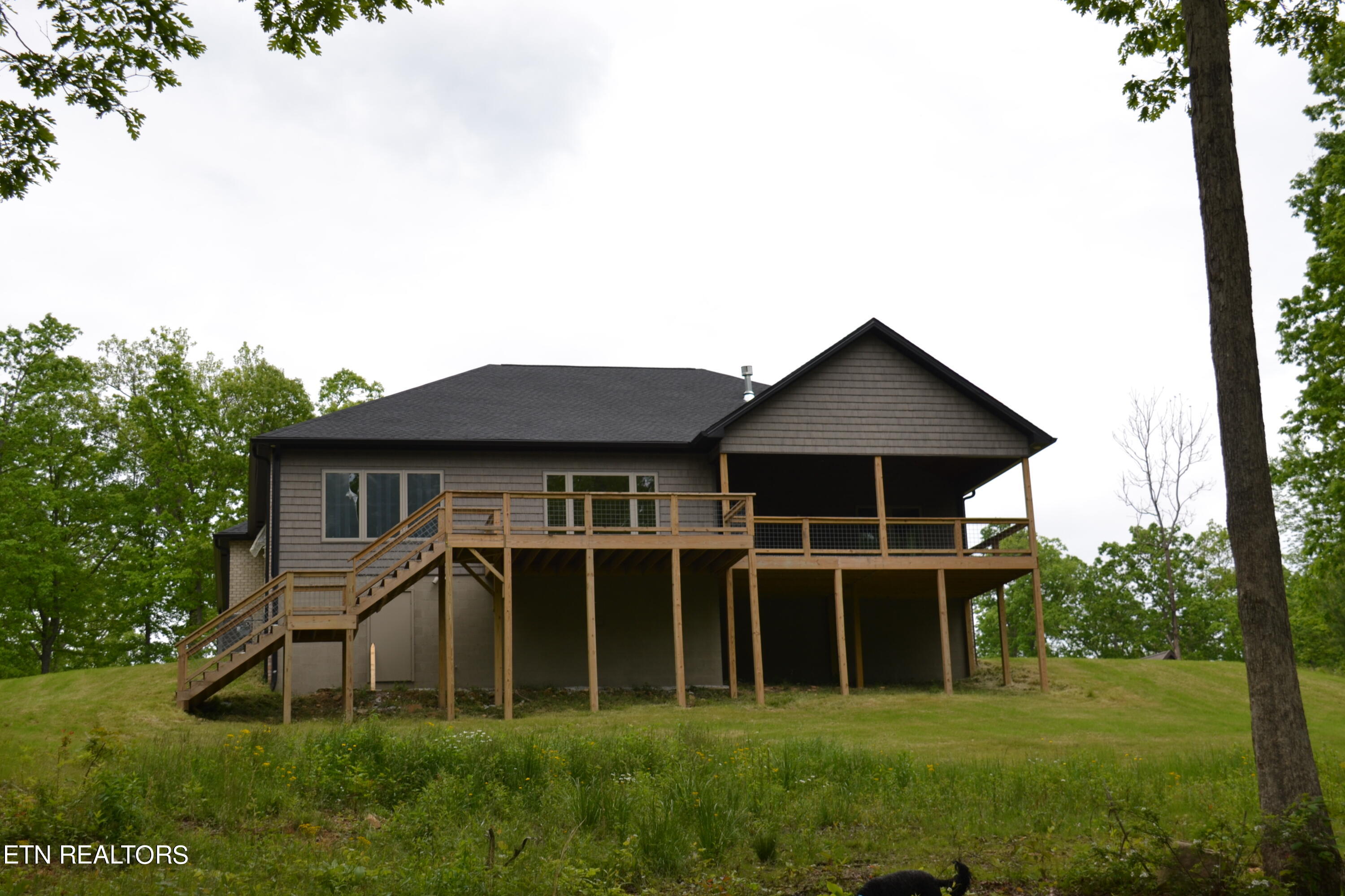 Photo 9 of 59 of 287 Hickory Gap Lane house