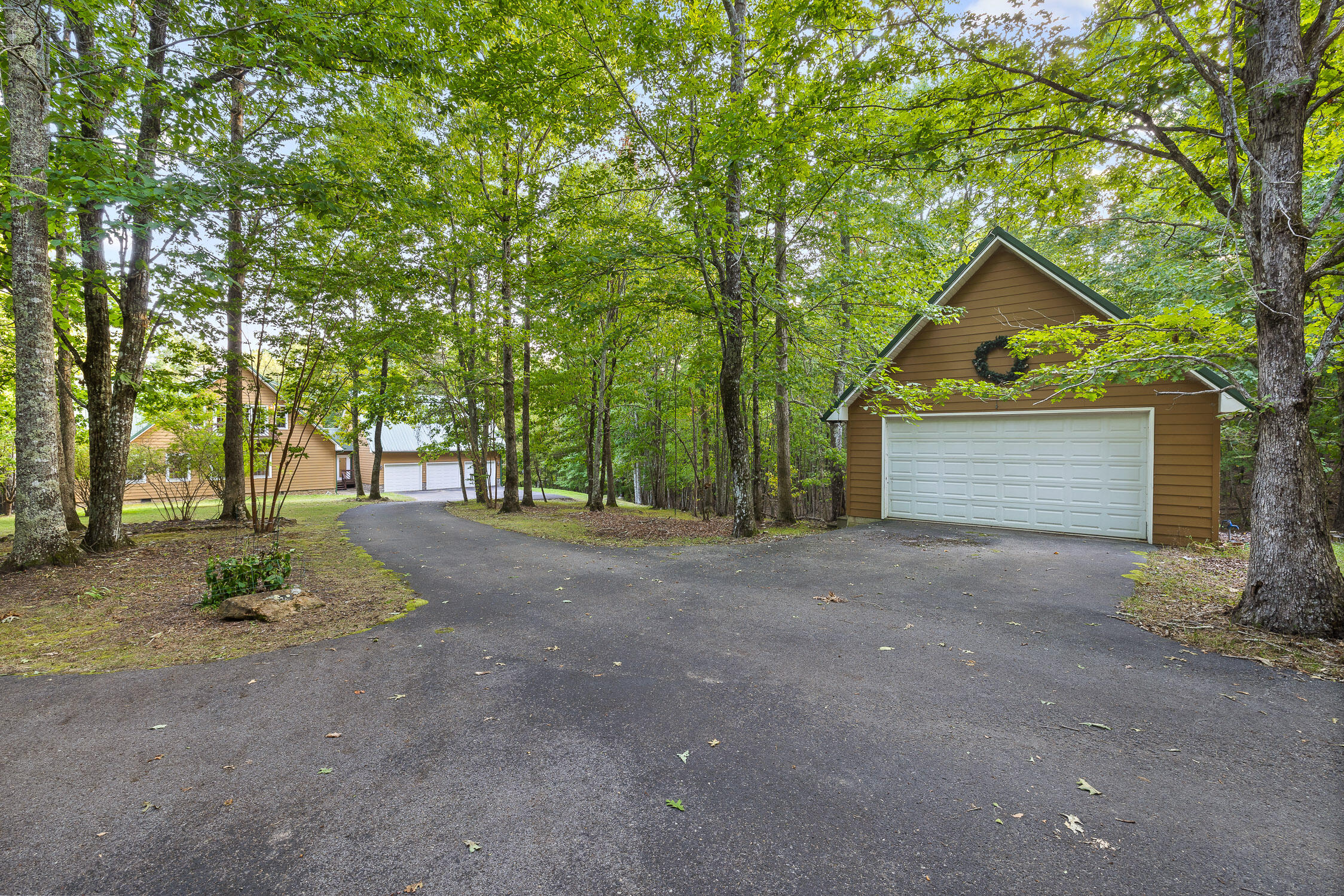 Photo 71 of 100 of 68 Bluff View Dr house