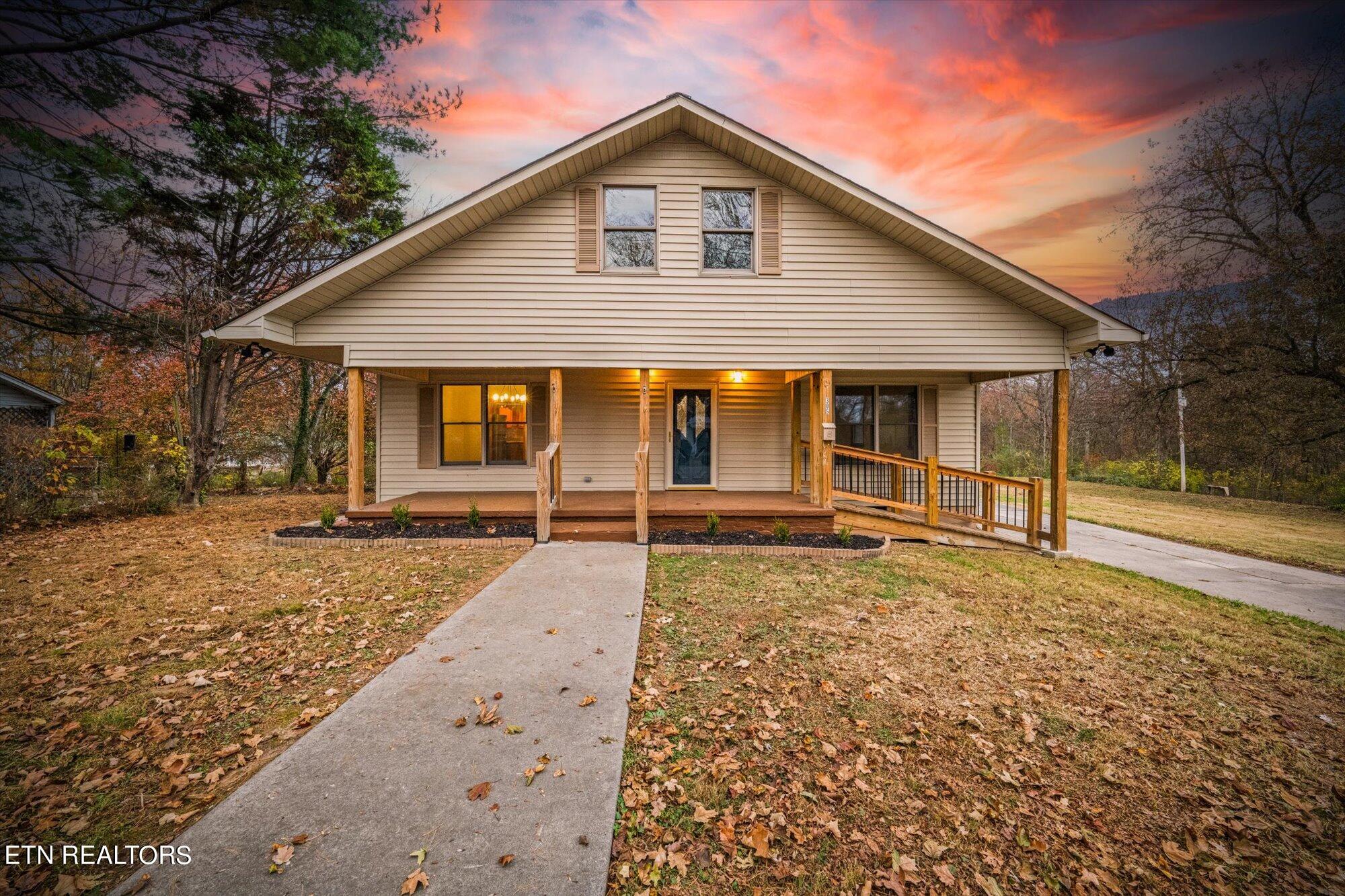 Photo 1 of 38 of 305 Wilkins Ave house