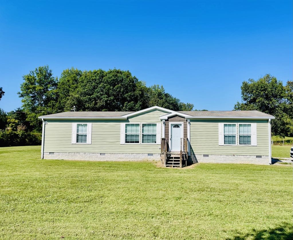 Photo 1 of 9 of 158 Howell Hill Rd mobile home