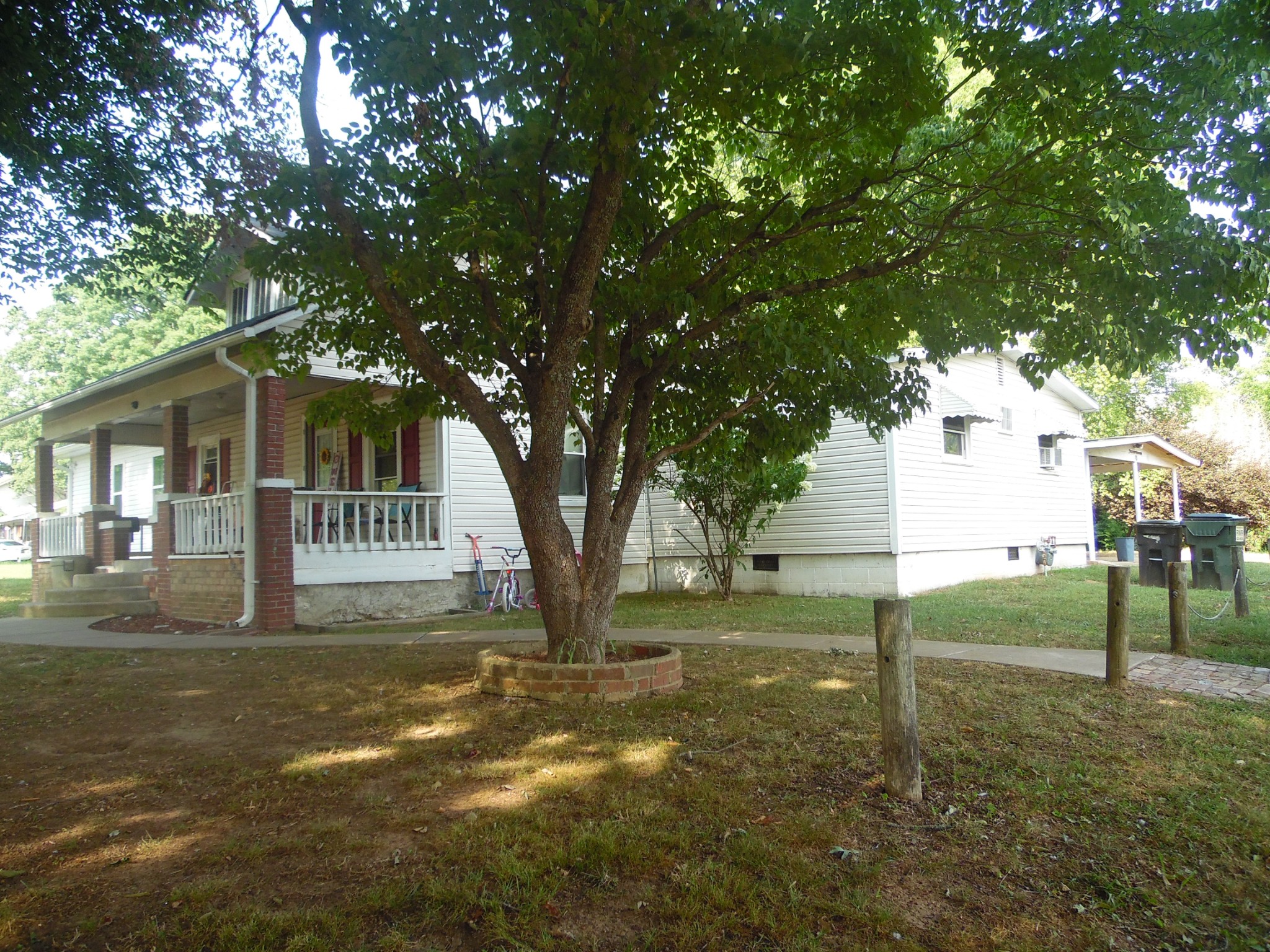 Photo 33 of 39 of 328 Old Huntsville Rd house