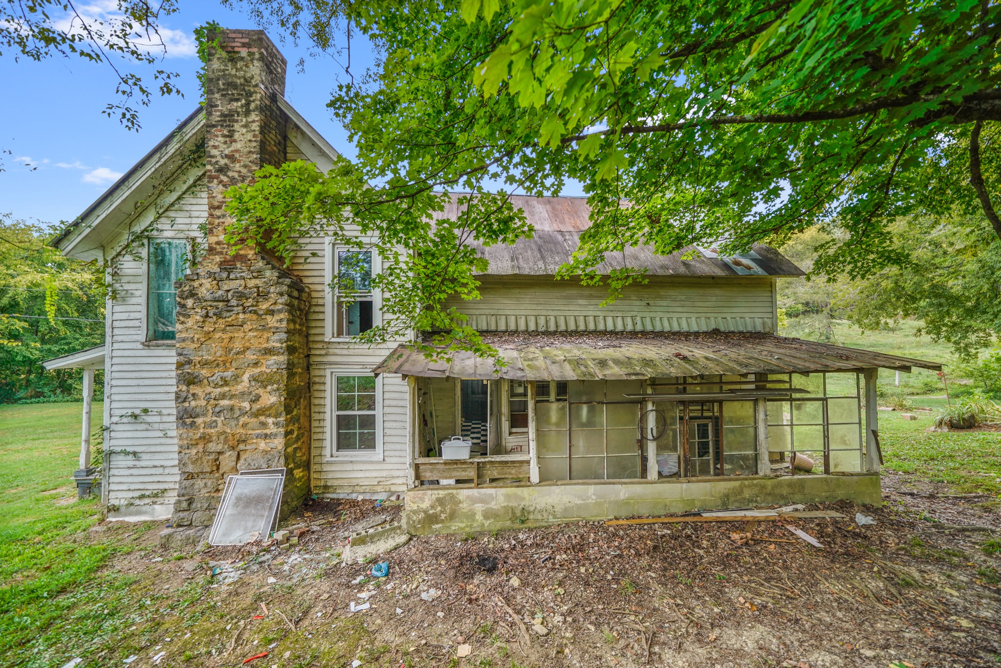 Photo 4 of 23 of 11 Leatherwood Creek Rd house