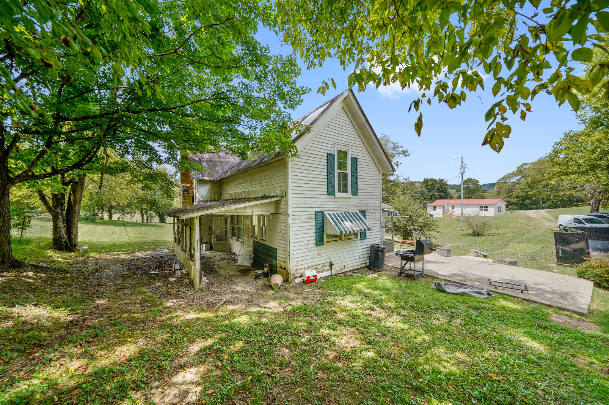 Photo 6 of 23 of 11 Leatherwood Creek Rd house