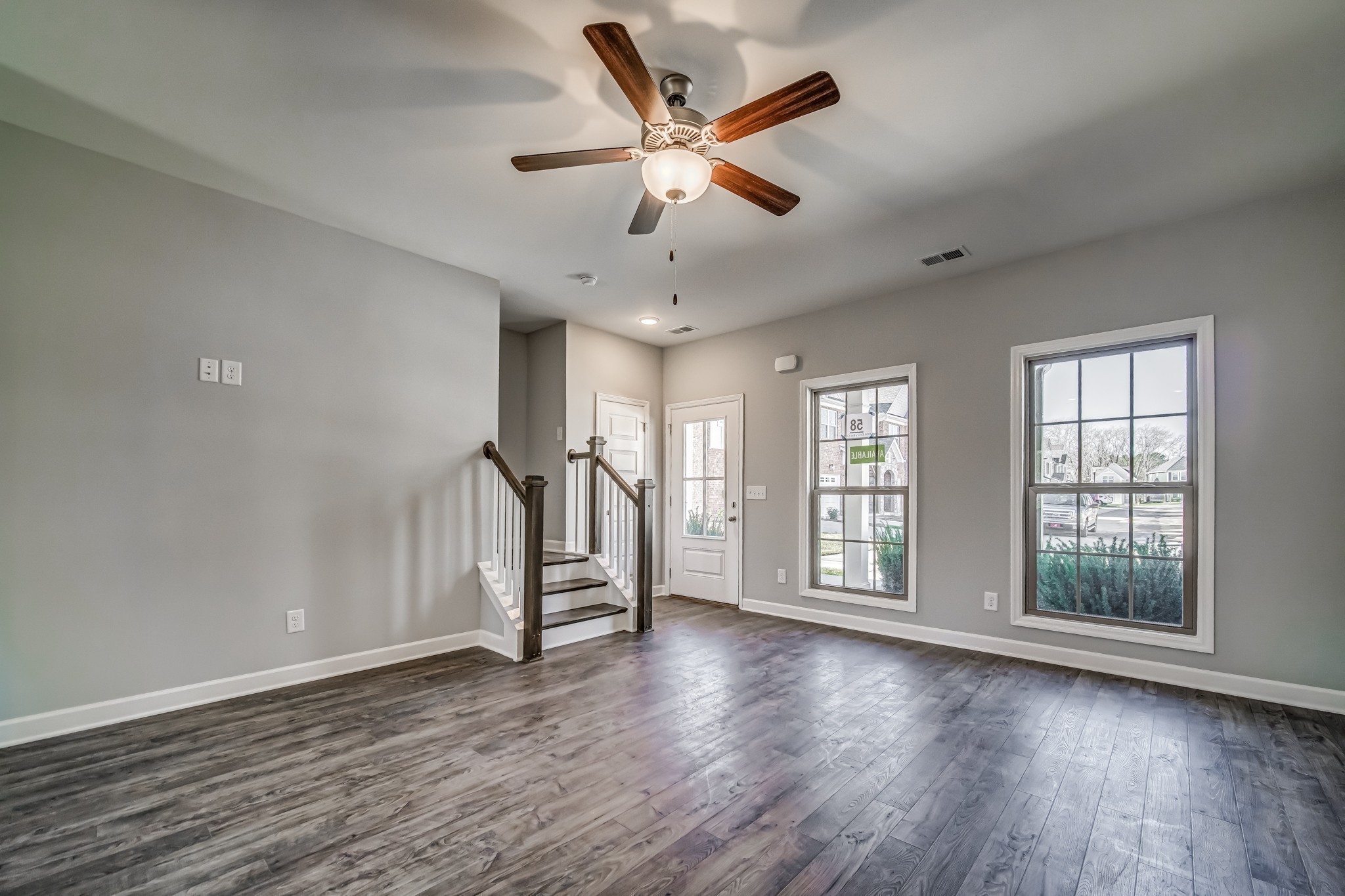 Photo 6 of 11 of 550 Tappan Lane townhome