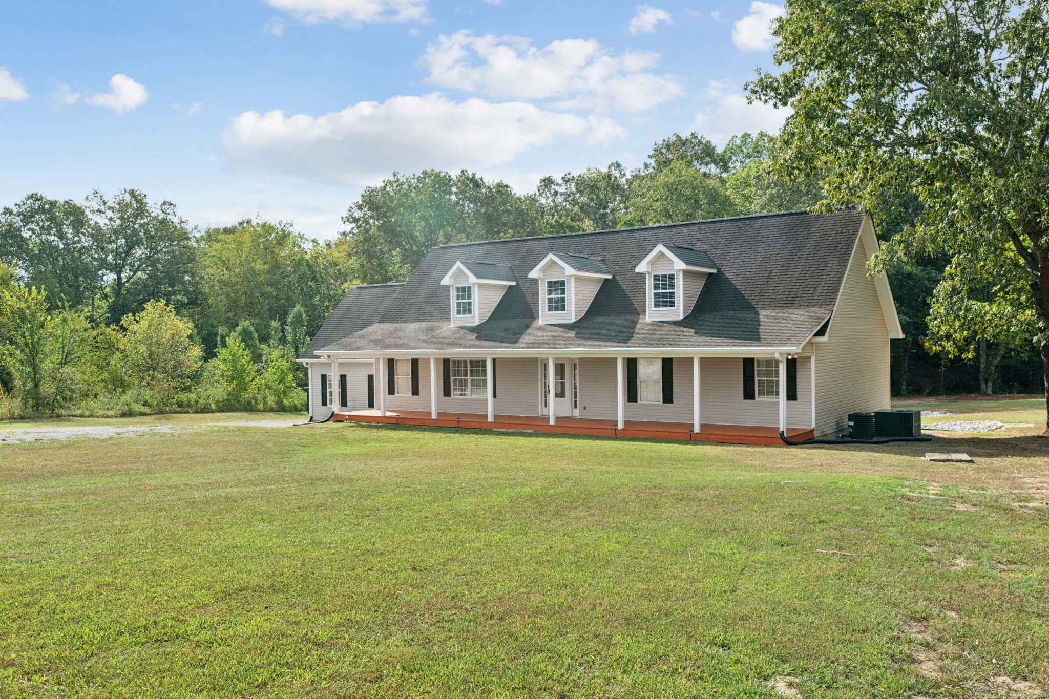 Photo 2 of 35 of 4397 Mount Sharon Rd house