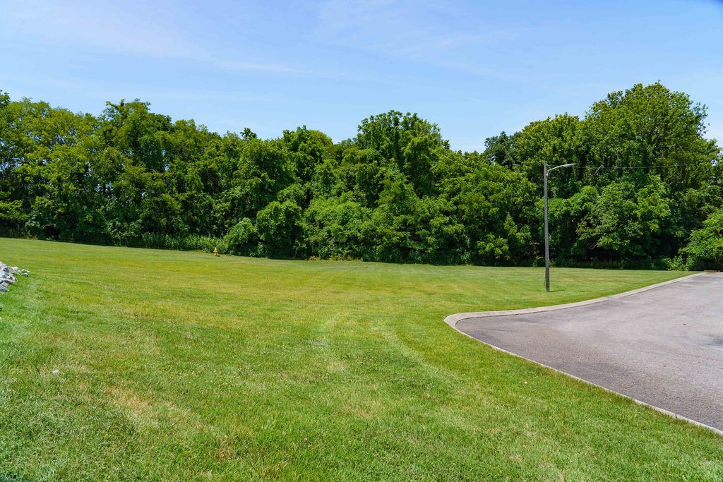 Photo 10 of 61 of 501 Deer Point Circle townhome