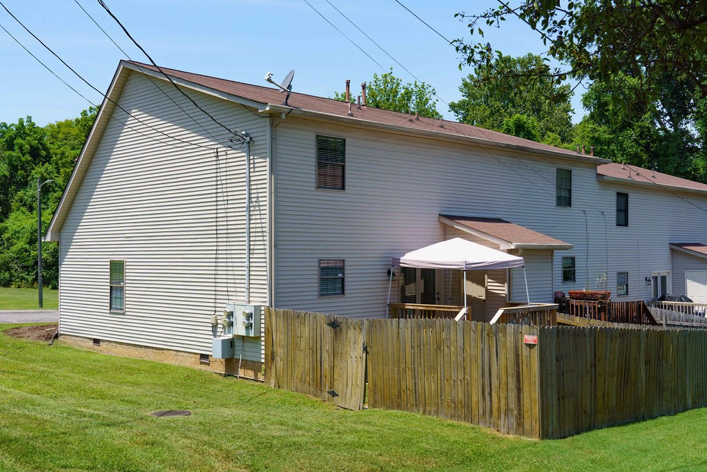 Photo 7 of 61 of 501 Deer Point Circle townhome