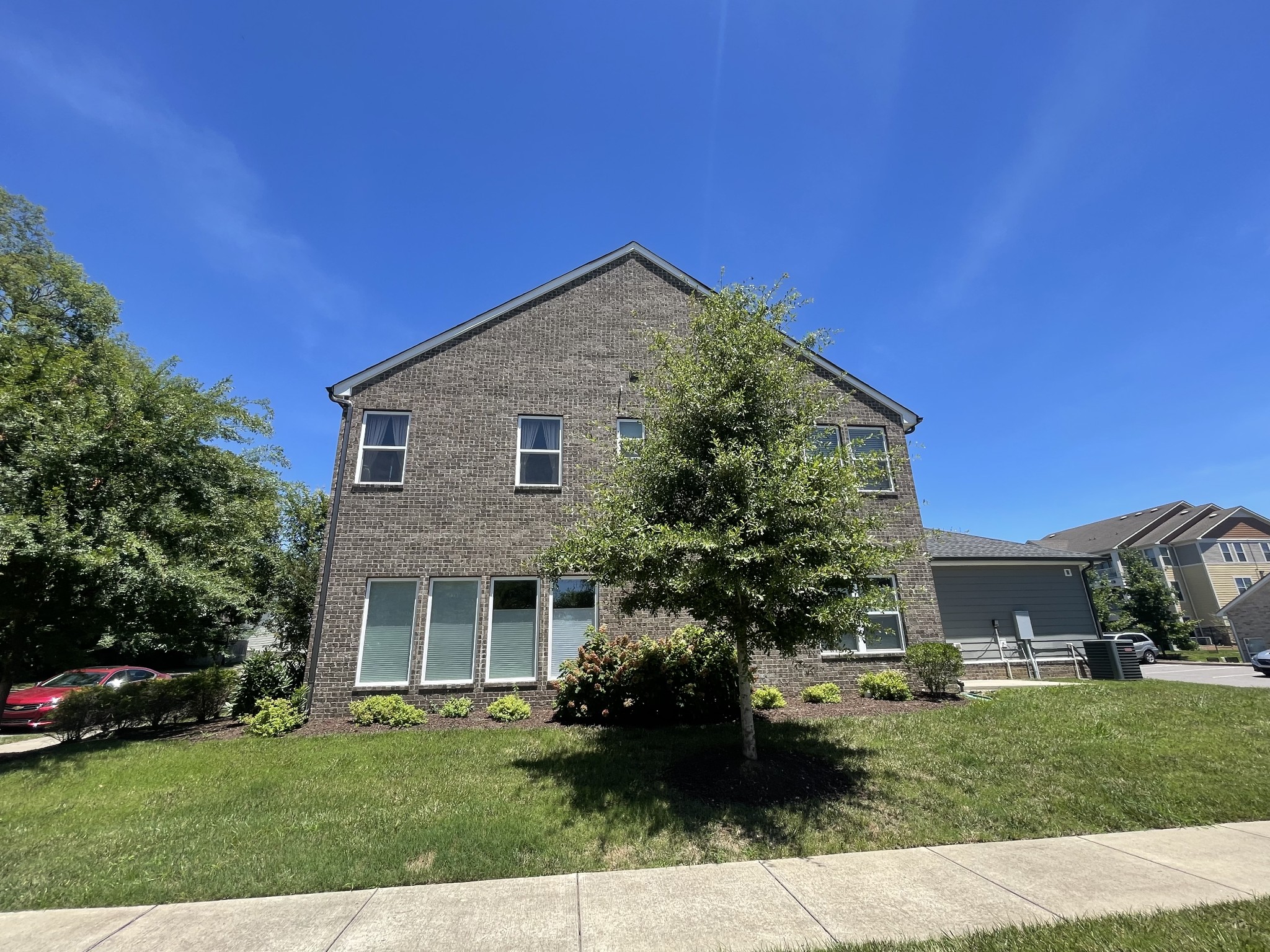 Photo 5 of 33 of 340A Lakeside Park Dr townhome