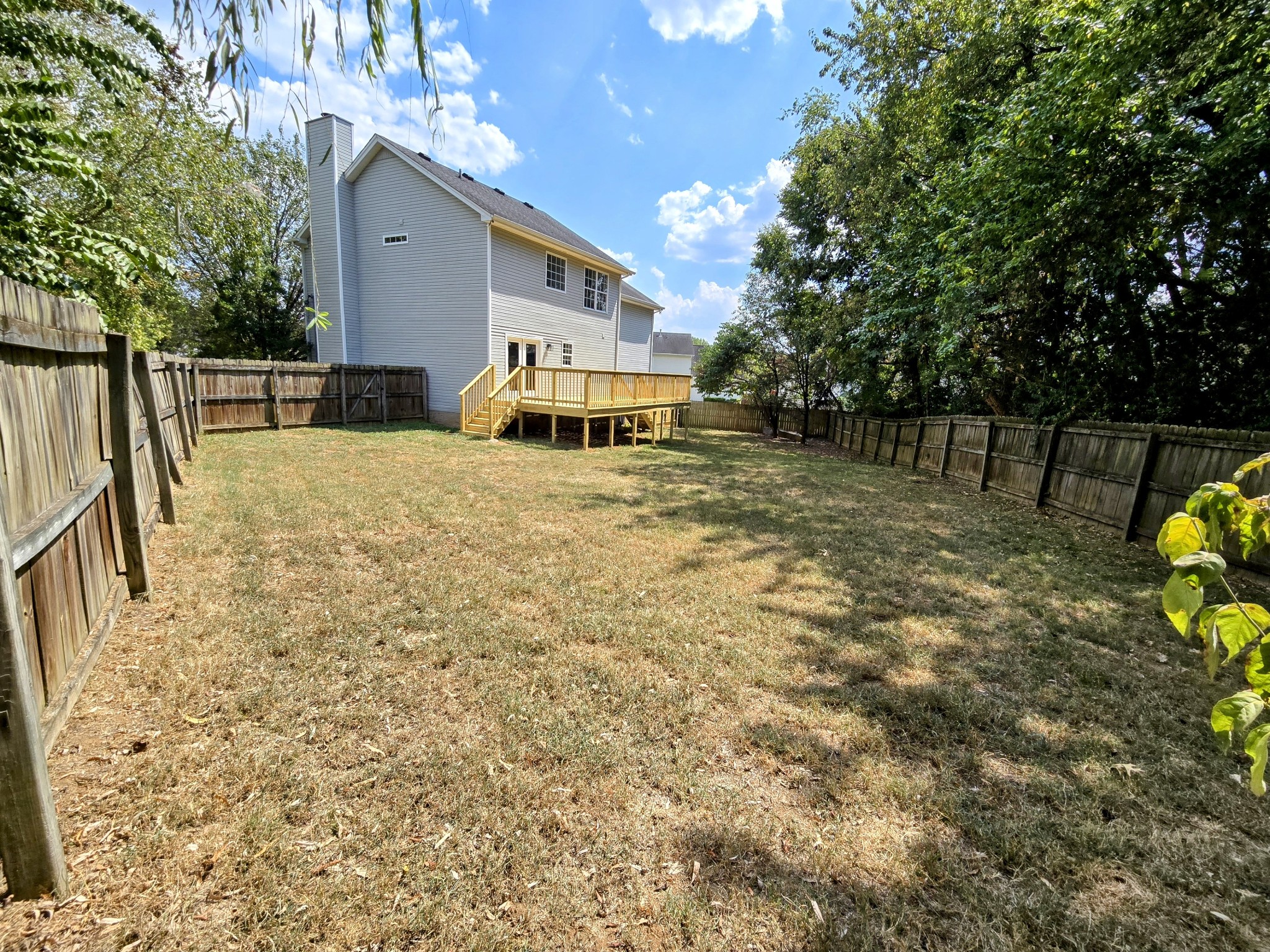 Photo 13 of 25 of 205 Hallford Pl house