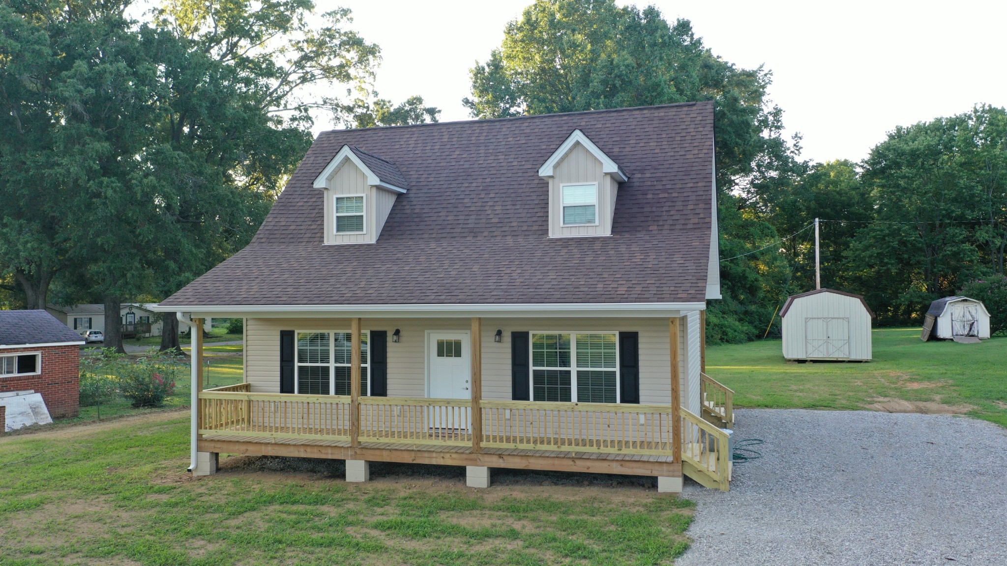 Photo 1 of 21 of 308 Elora Rd house