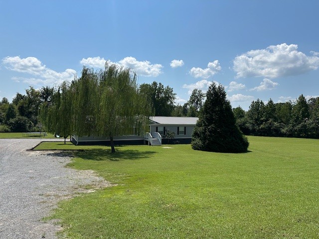 Photo 2 of 33 of 503 Howell Hill Rd mobile home