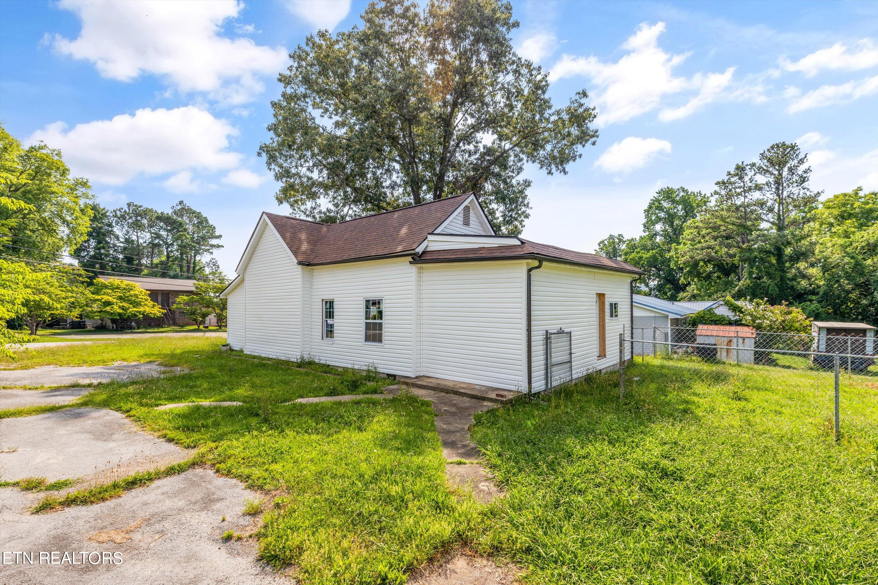 Photo 20 of 20 of 4813 Elder Rd house