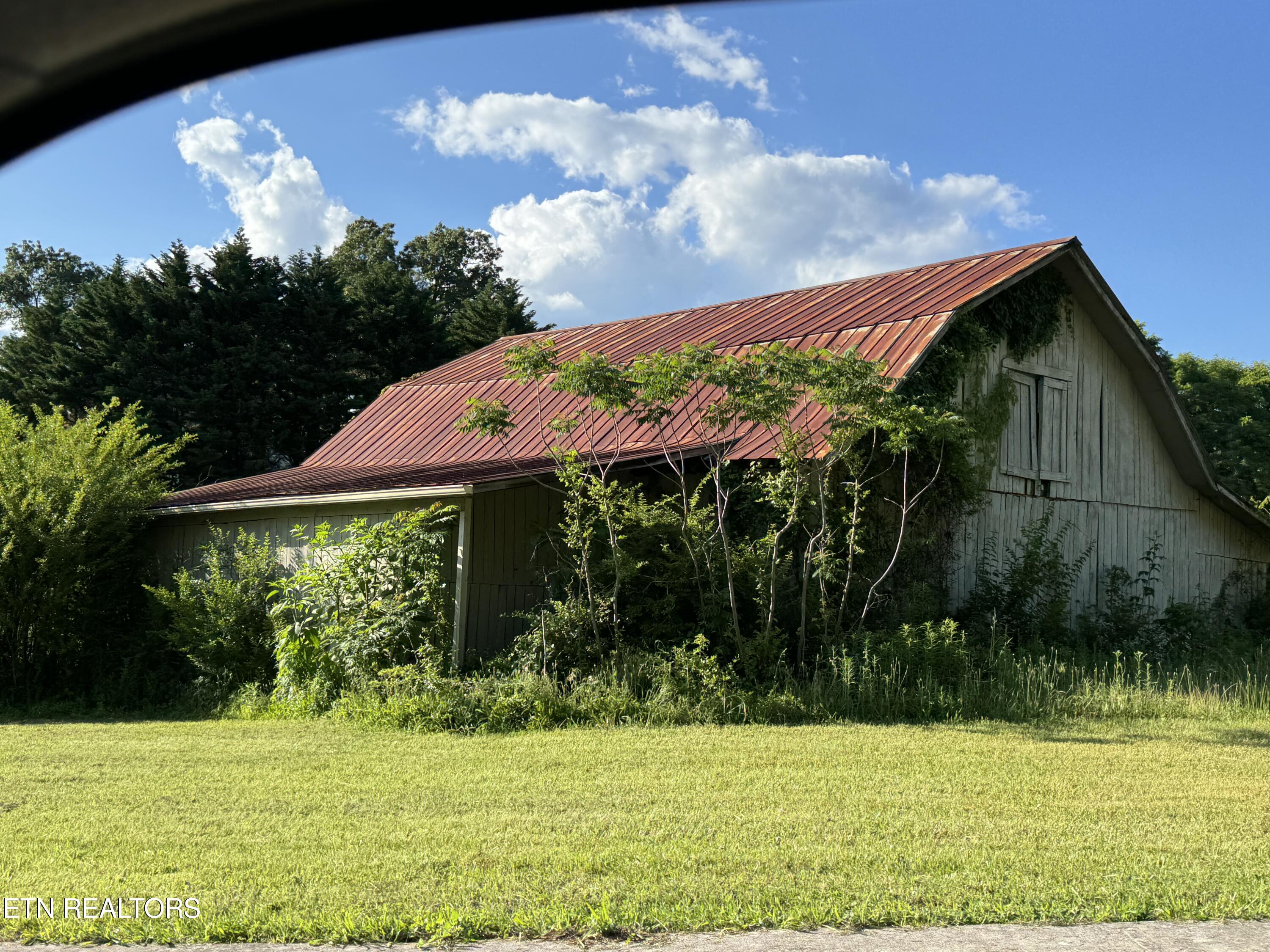 Photo 4 of 11 of 6902 Taylors View Lane land