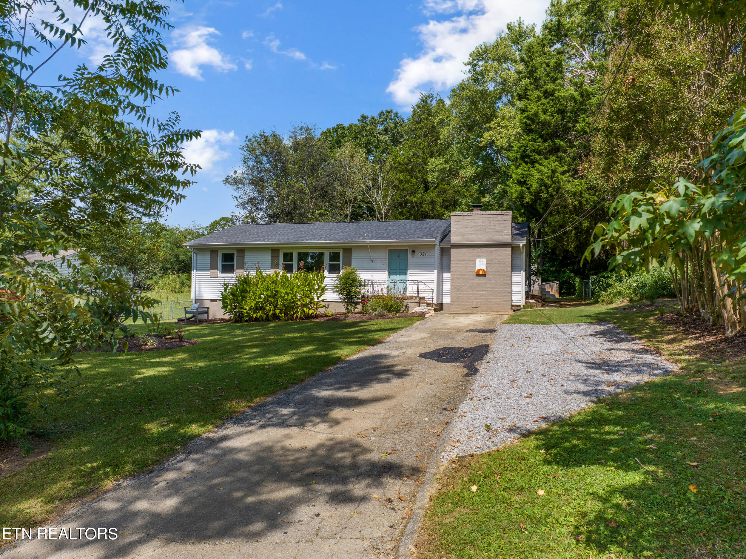 Photo 2 of 26 of 321 Sarvis Drive house