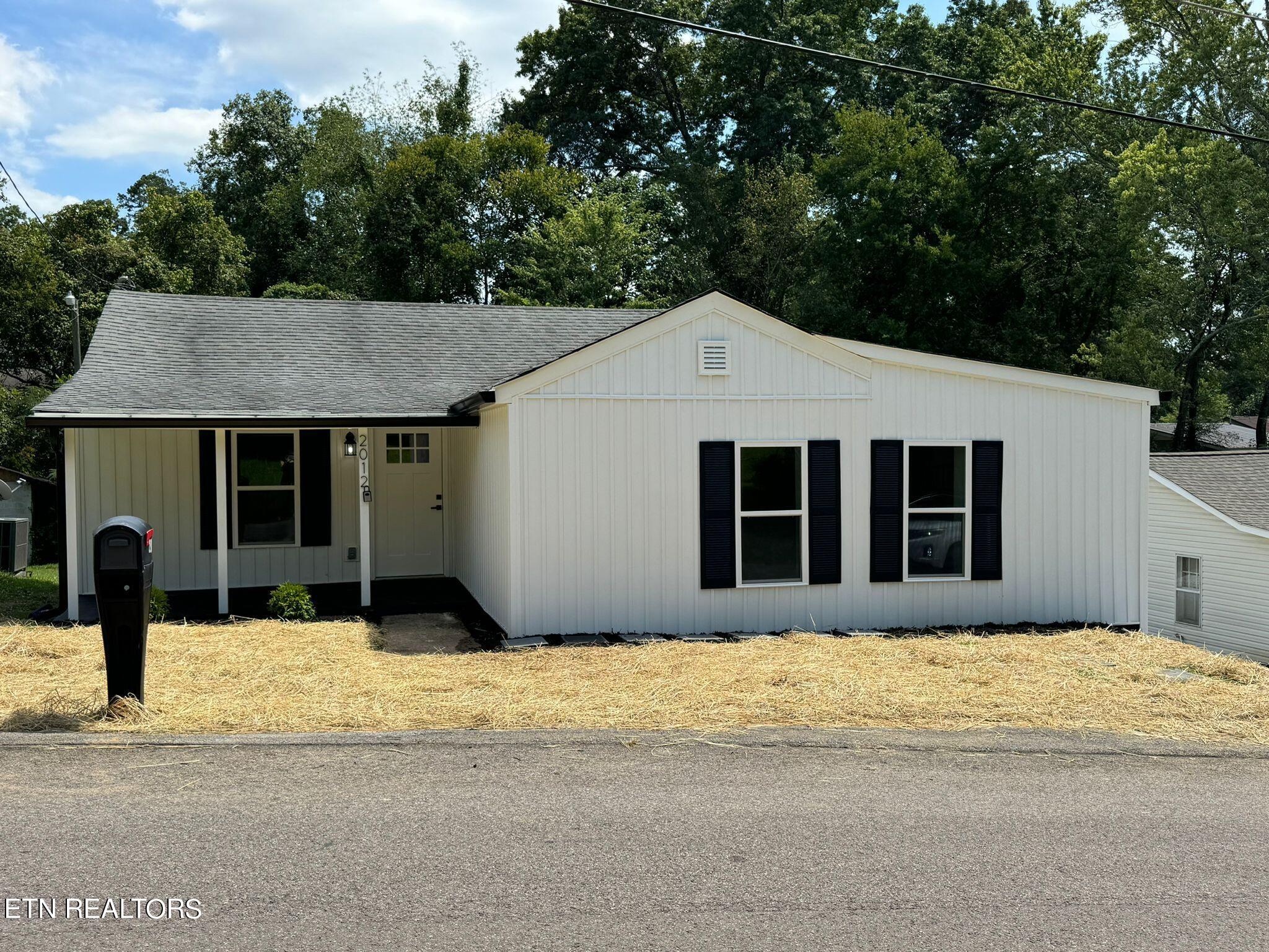 Photo 1 of 24 of 2012 Bernhurst Drive house