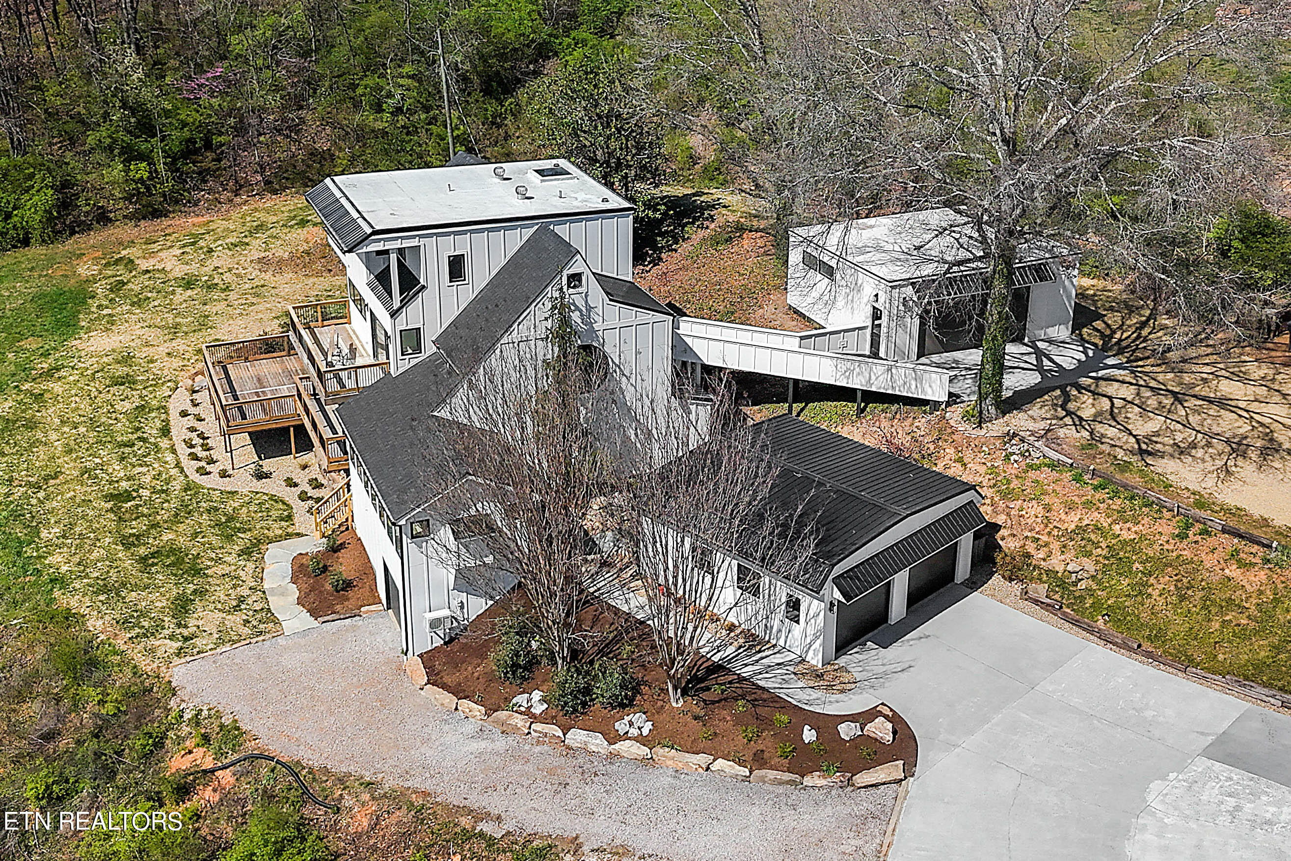 Photo 4 of 40 of 6106 Top O Knox Drive house