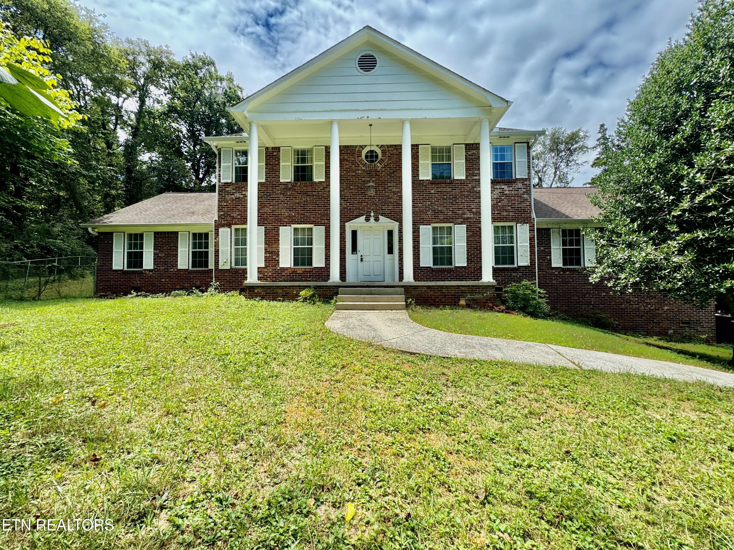 Photo 1 of 49 of 317 S David Lane house