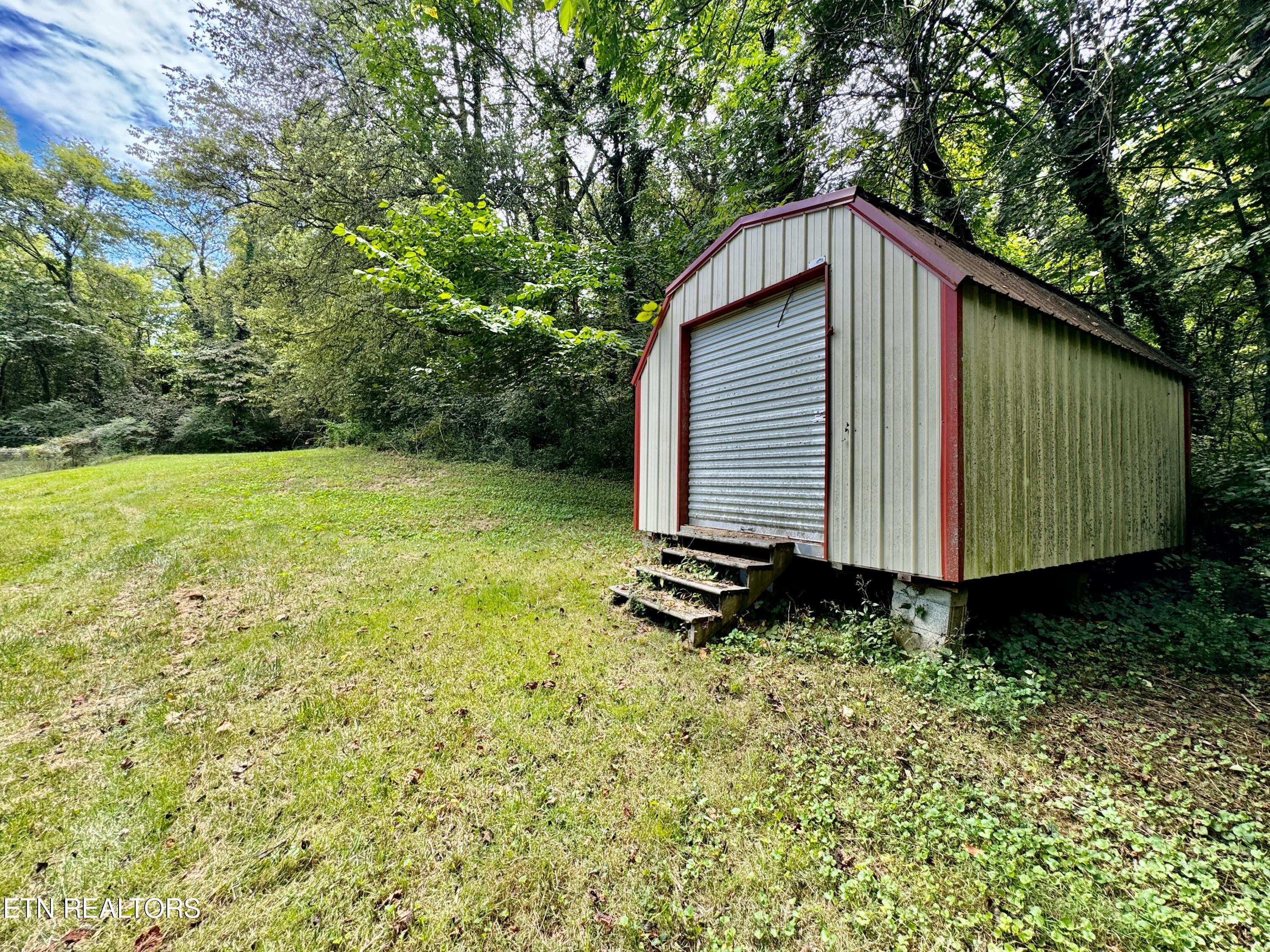 Photo 13 of 49 of 317 S David Lane house