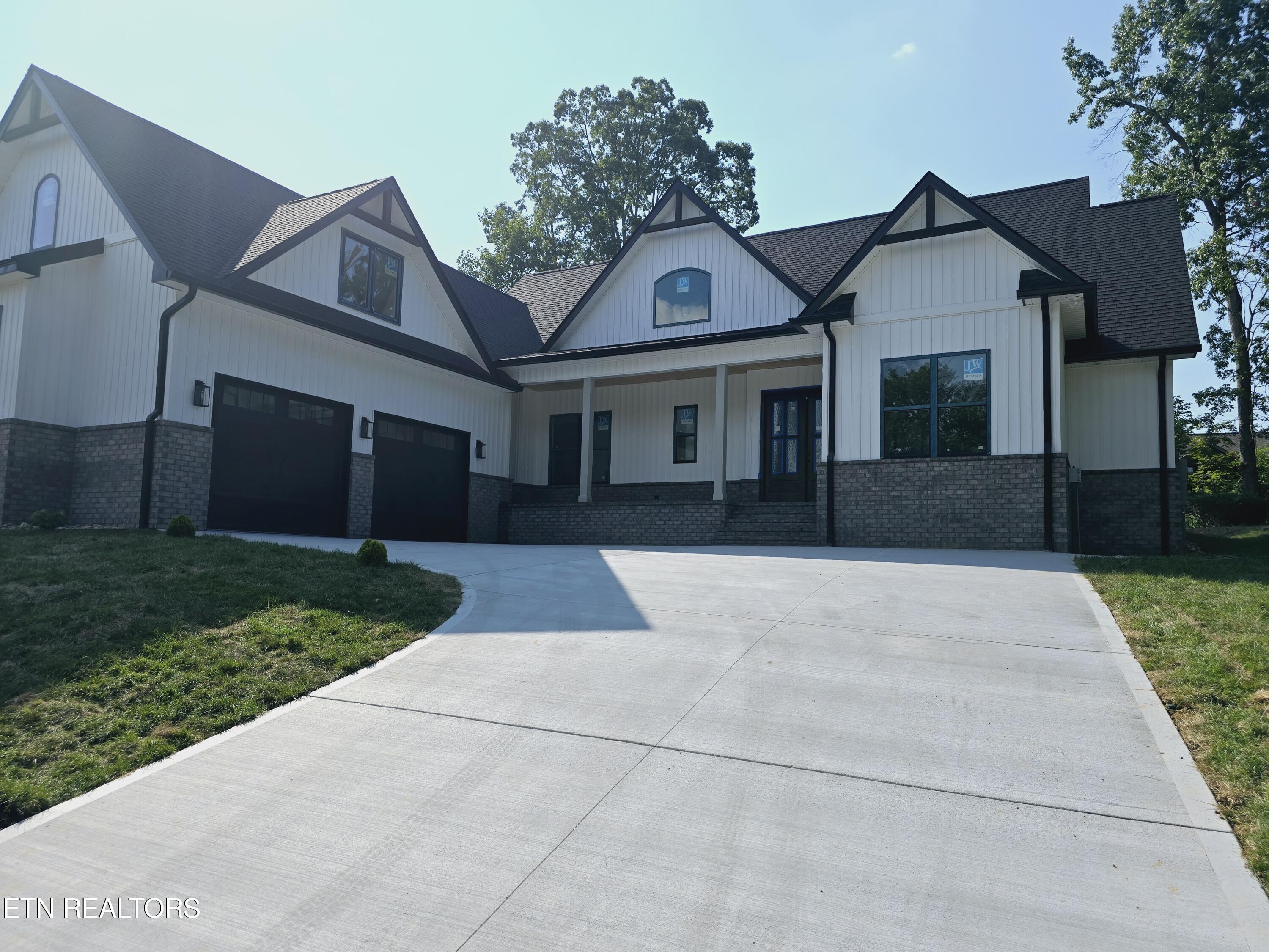 Photo 2 of 8 of 221 Tahlequah Drive house