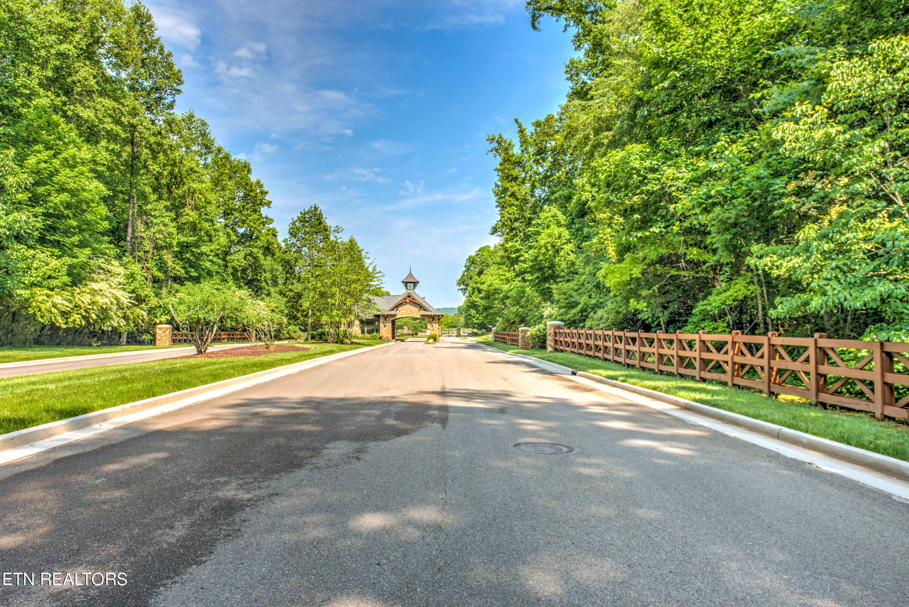 Photo 6 of 15 of 1092 Mockingbird Lane land