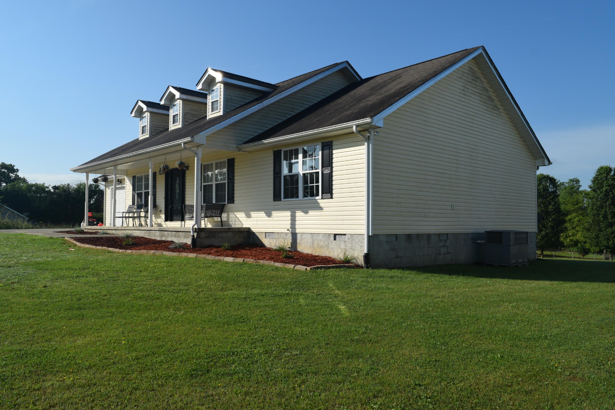 Photo 4 of 36 of 1040 Acorn Gap Rd house