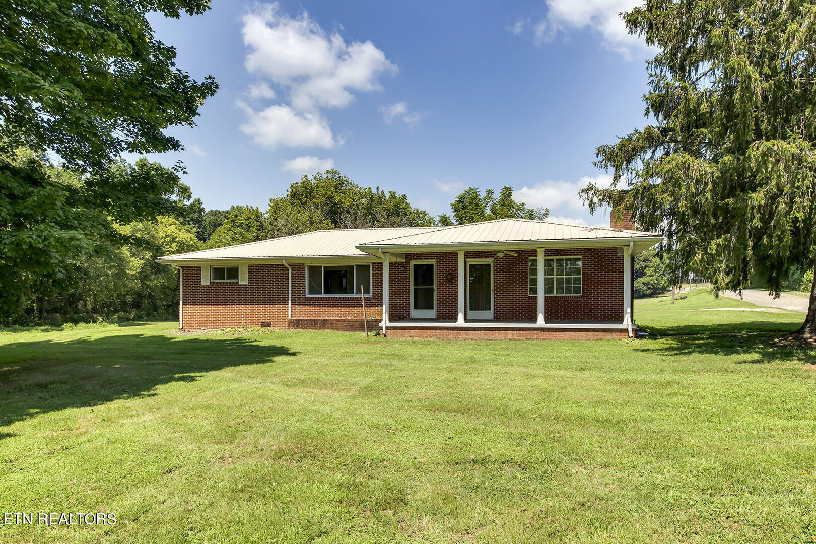 Photo 1 of 45 of 450 Kinser Road Rd house