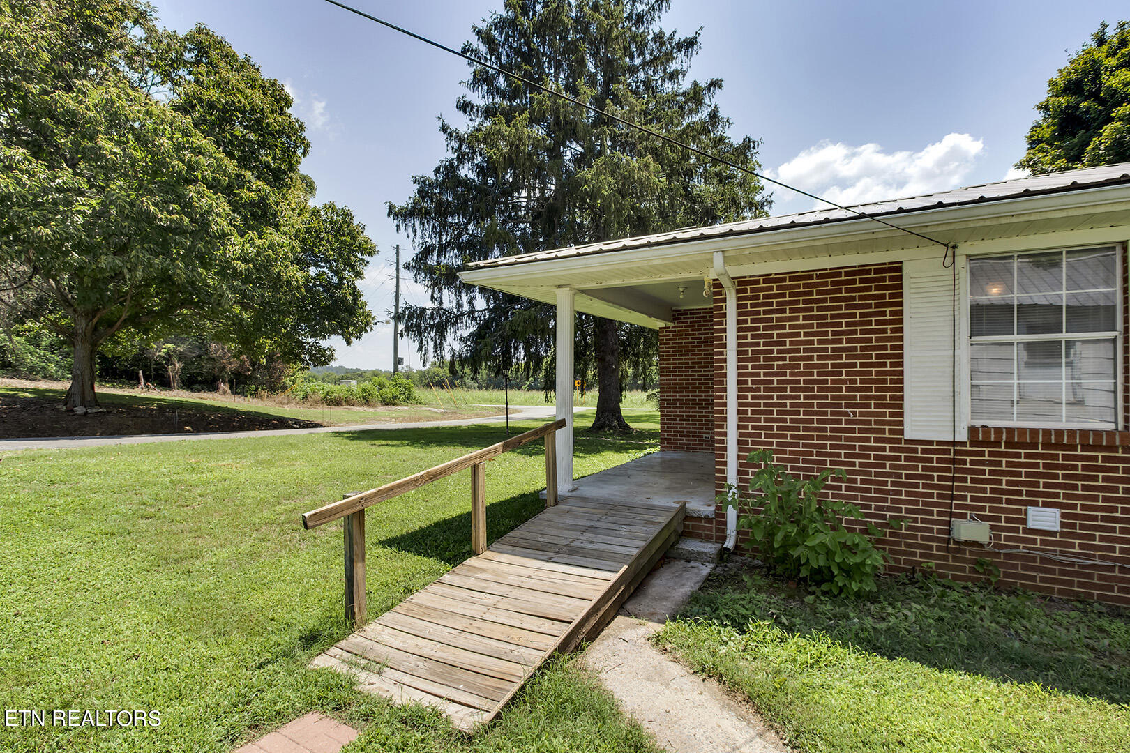 Photo 31 of 45 of 450 Kinser Road Rd house