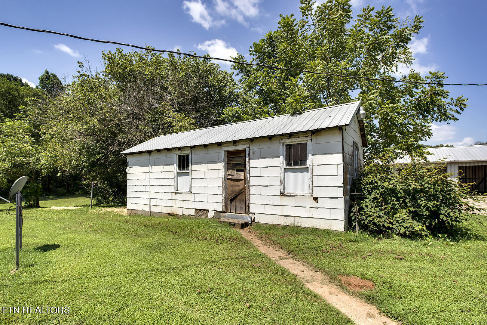 Photo 33 of 45 of 450 Kinser Road Rd house