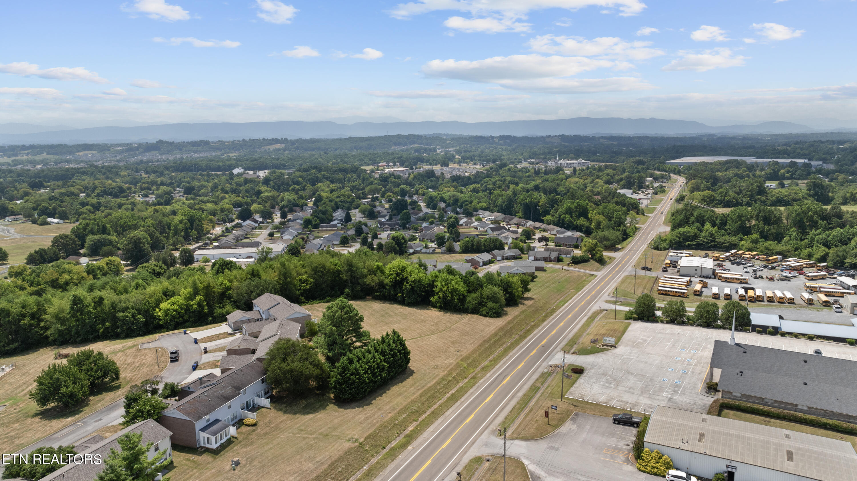 Photo 28 of 29 of 1736 William Blount Drive condo