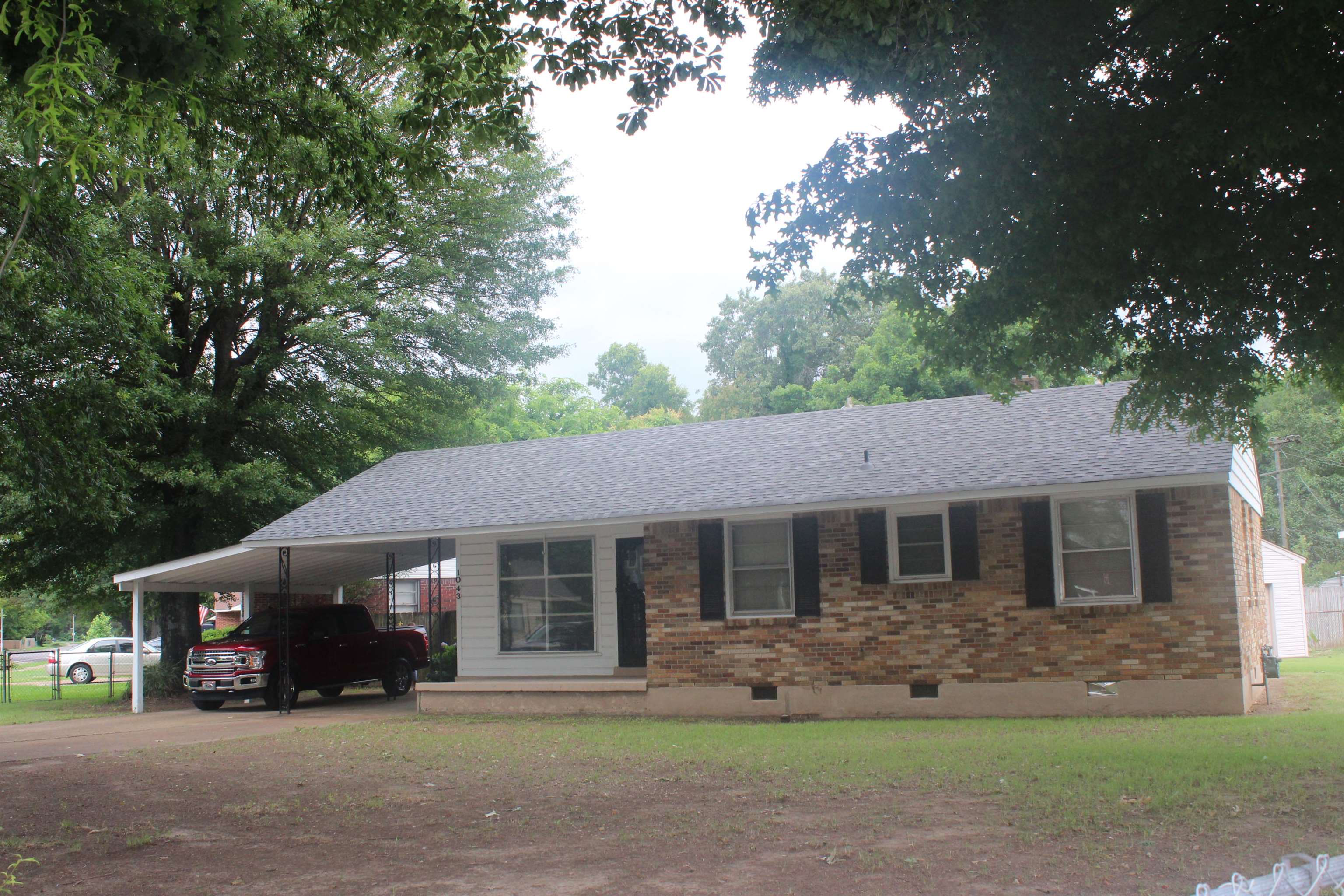 Photo 1 of 40 of 1043 MENDENHALL CV house