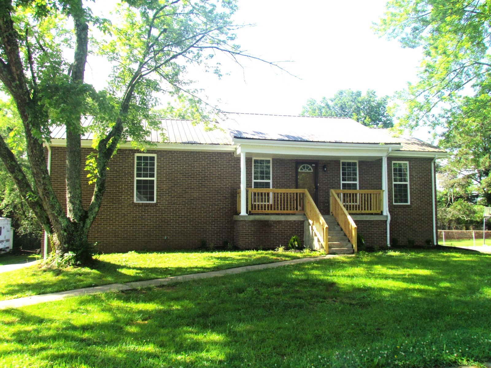 Photo 1 of 44 of 341 Belinda Pkwy house