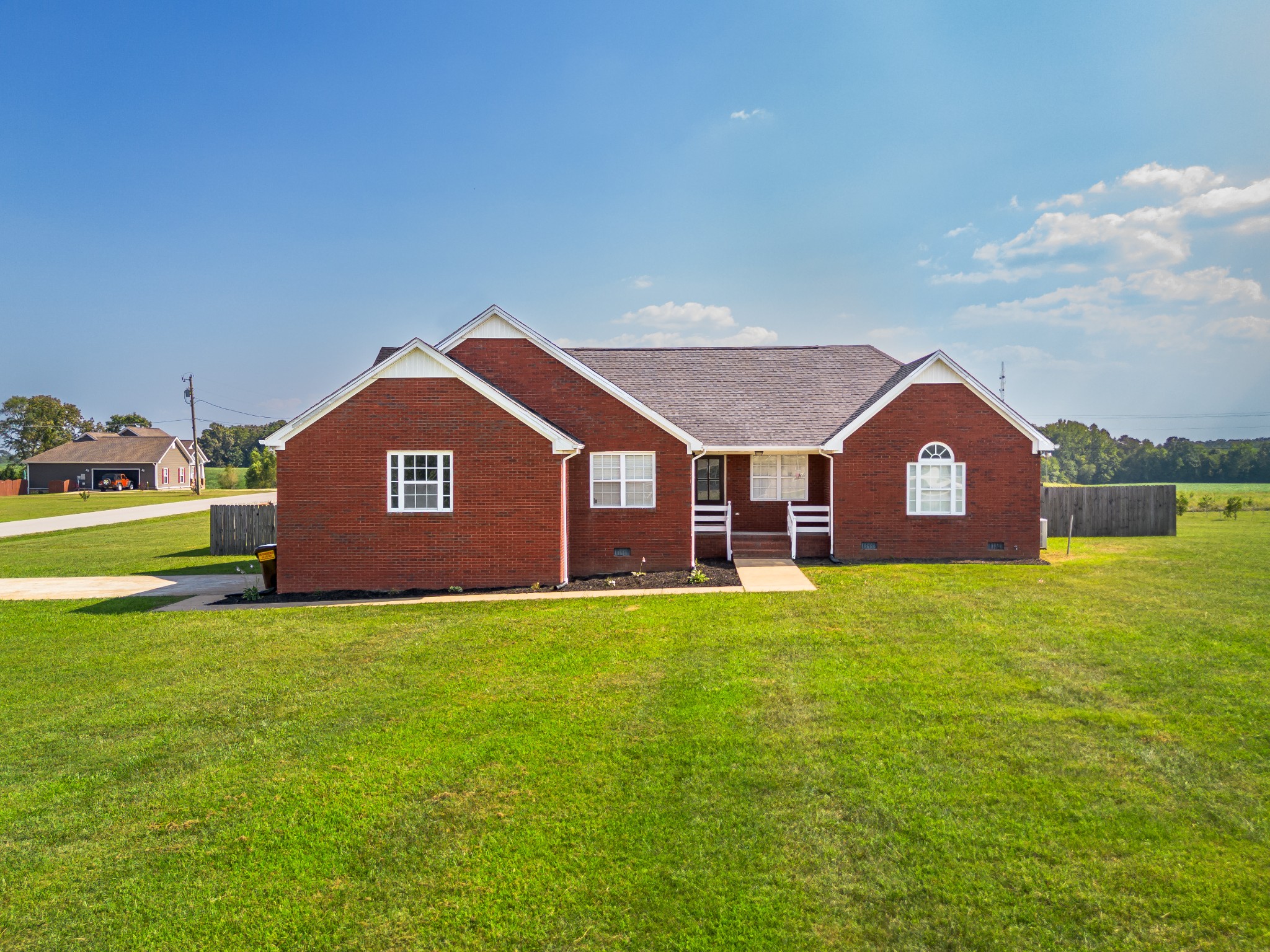 Photo 1 of 27 of 972 Presley Cir house