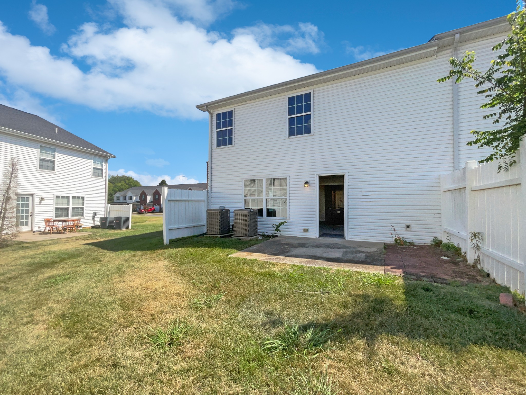 Photo 6 of 16 of 4829 Laura Jeanne Blvd townhome