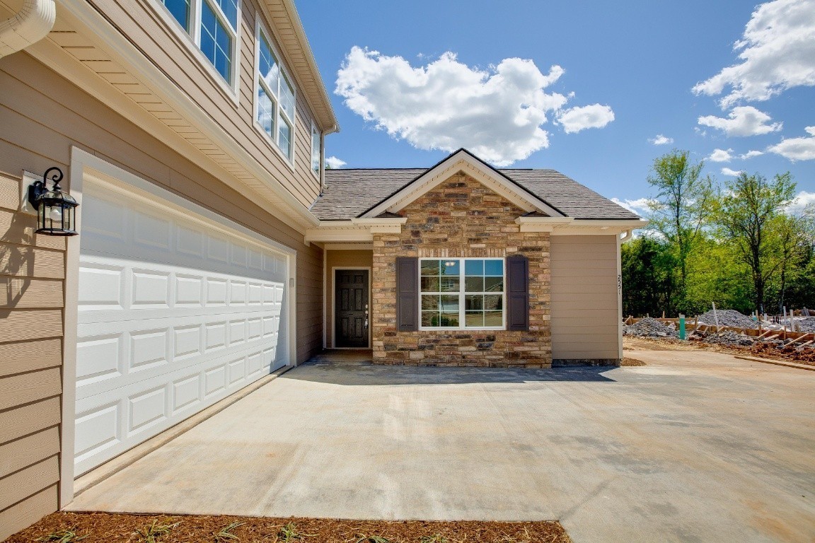 Photo 2 of 23 of 2676 Stonecenter Ln townhome