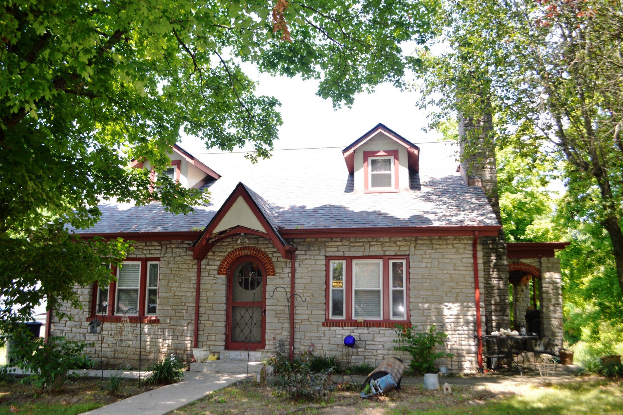 Photo 2 of 30 of 1908 Old Murfreesboro Pike house