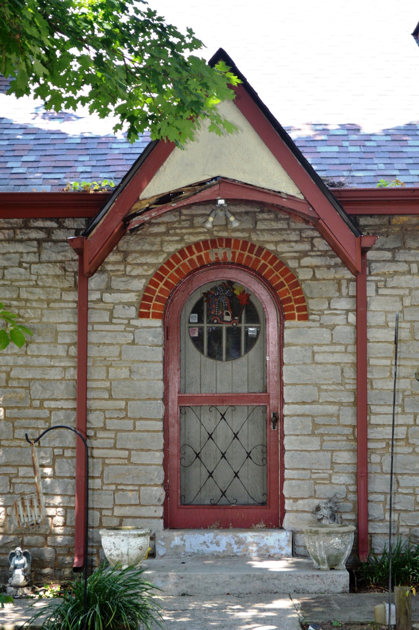 Photo 3 of 30 of 1908 Old Murfreesboro Pike house