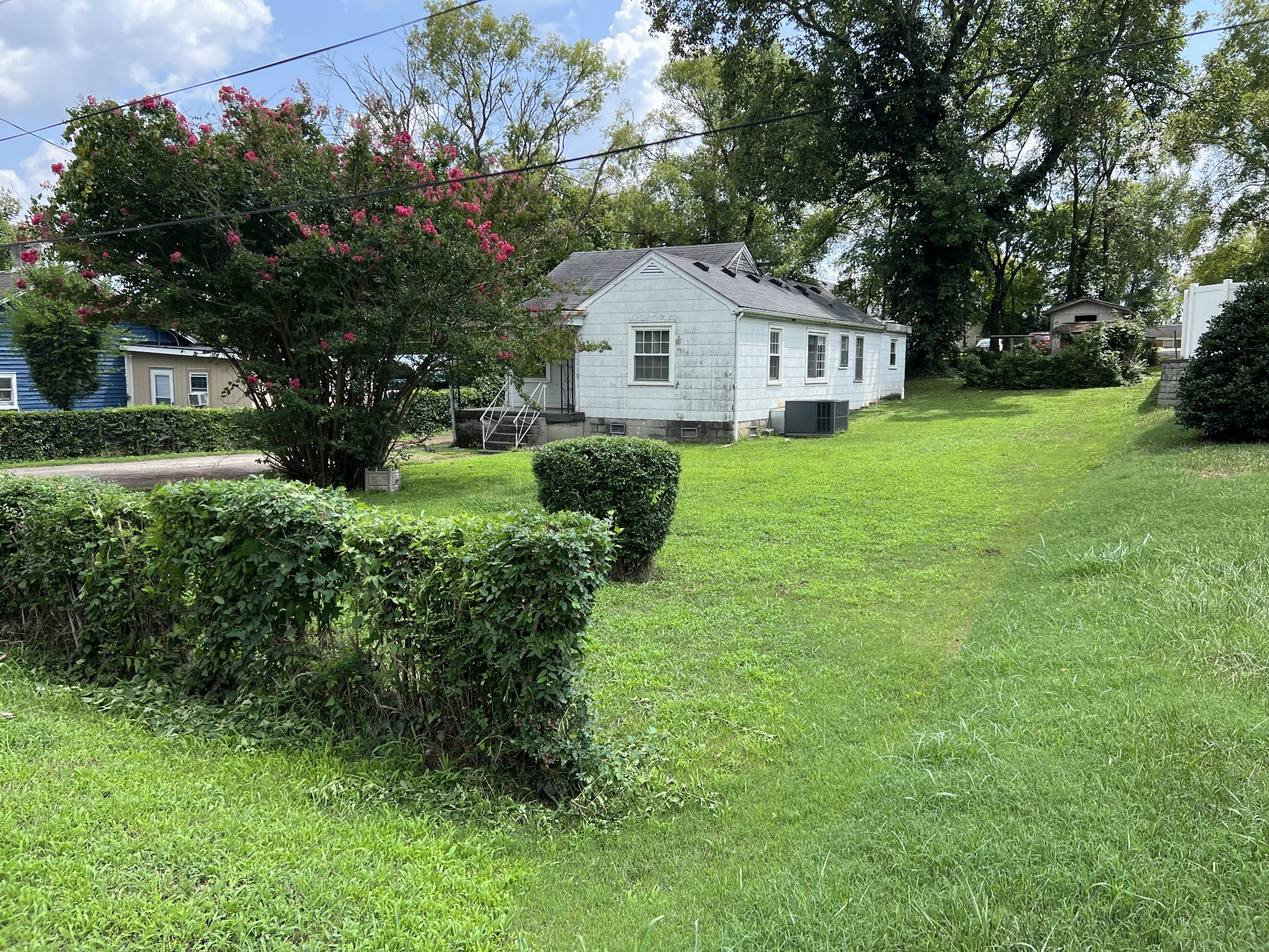 Photo 2 of 12 of 205 Joyner Ave house