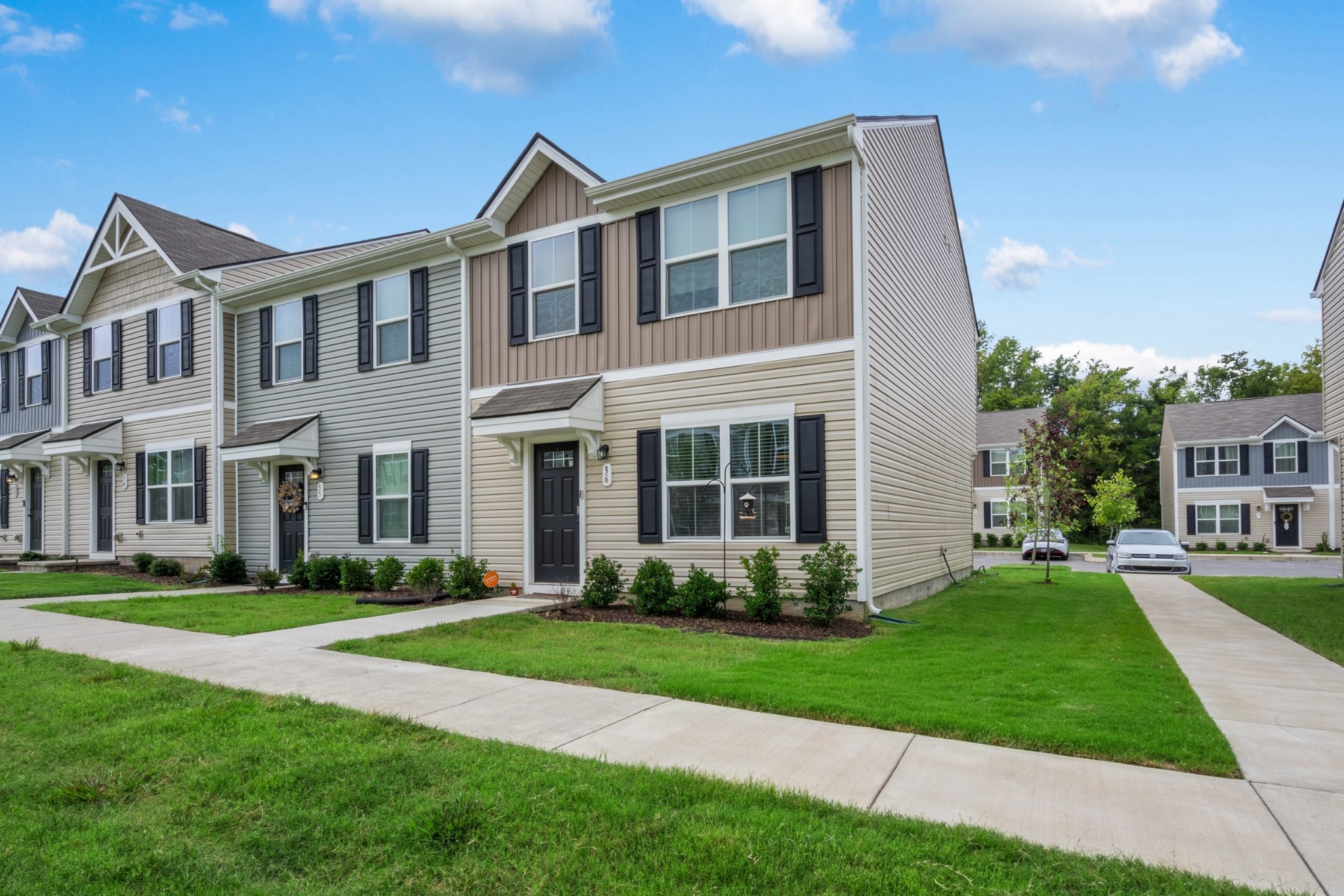 Photo 2 of 27 of 2935 Winterberry Dr 36 townhome