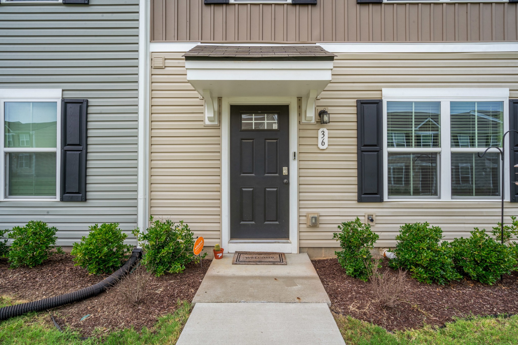 Photo 4 of 27 of 2935 Winterberry Dr 36 townhome