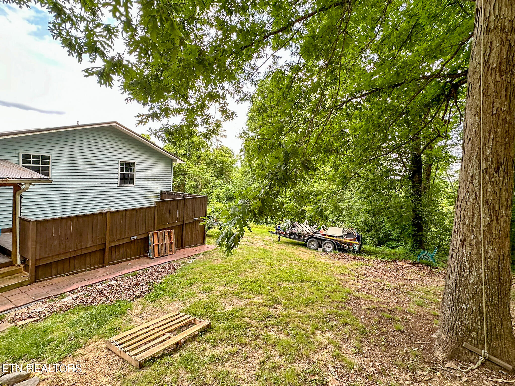 Photo 12 of 46 of 450 Forest Hills Drive house