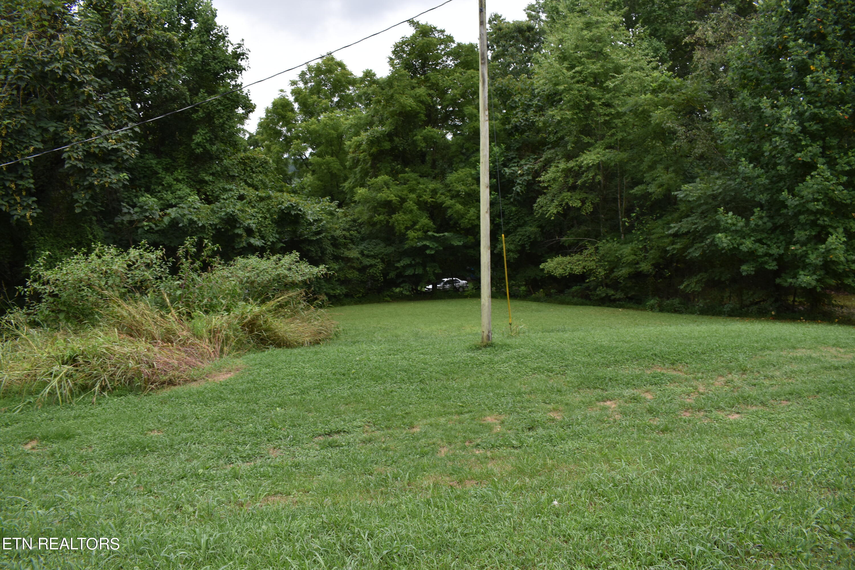 Photo 8 of 20 of 687 Cupp Ridge Rd mobile home