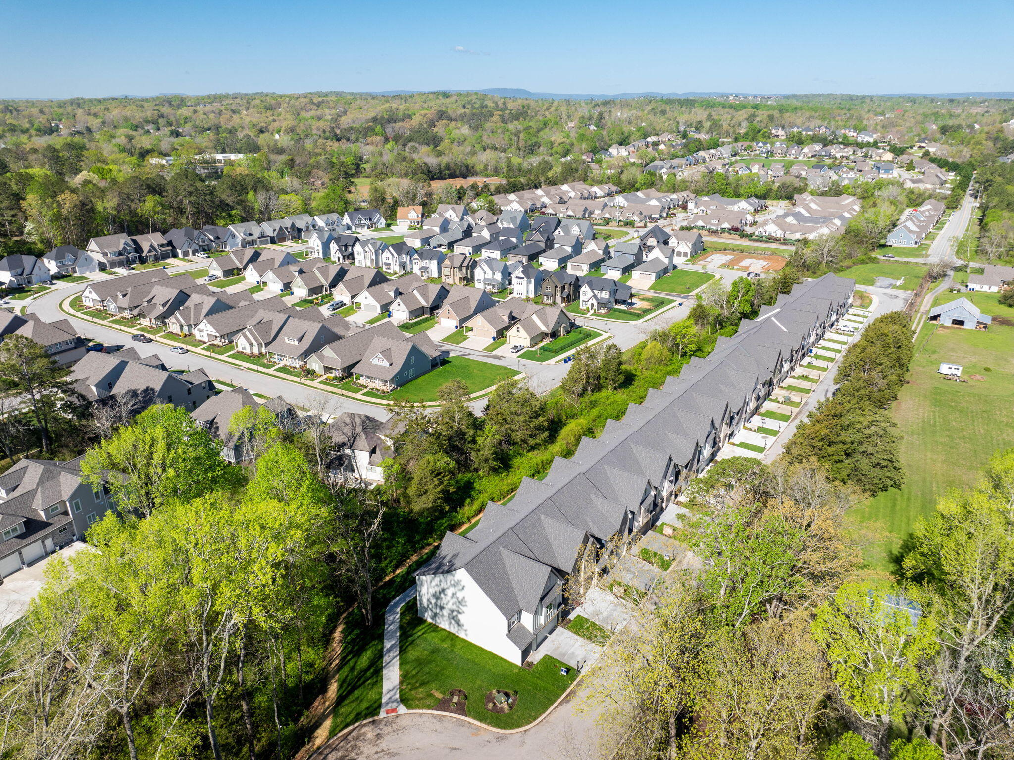 Photo 36 of 40 of 9698 Dutton Ln townhome