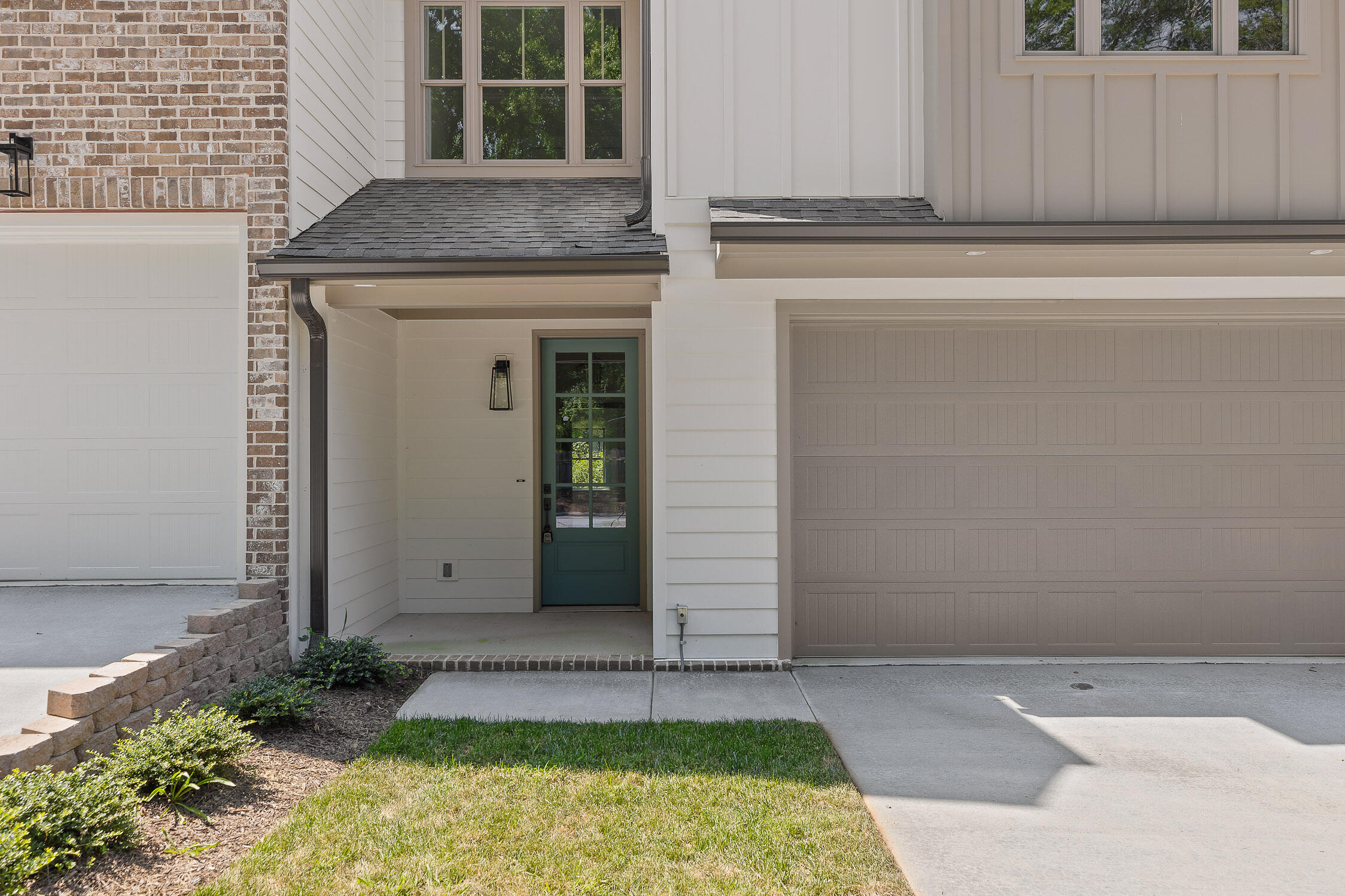 Photo 8 of 40 of 9698 Dutton Ln townhome