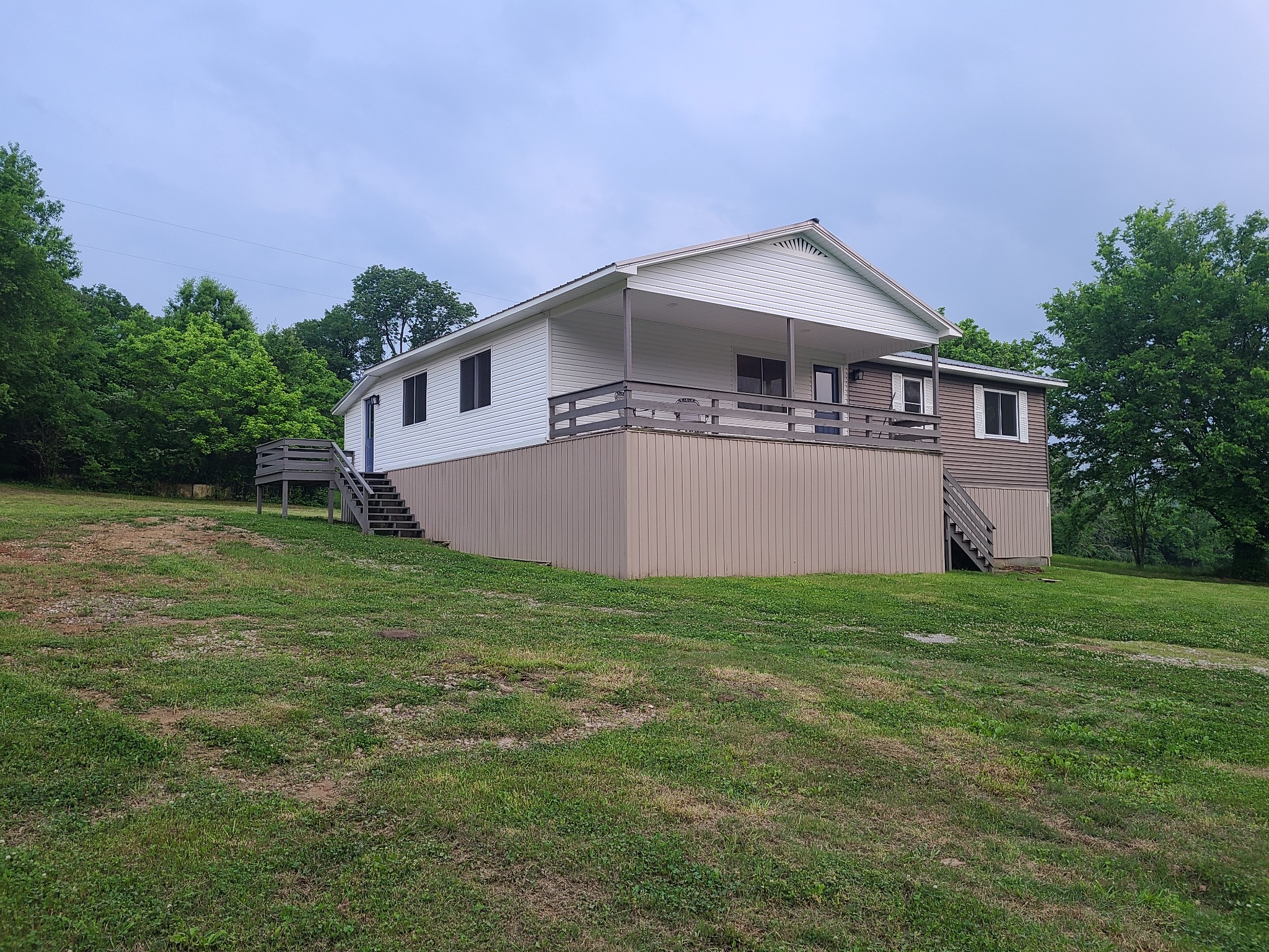 Photo 1 of 14 of 3209 Tight Bark Hollow Rd house