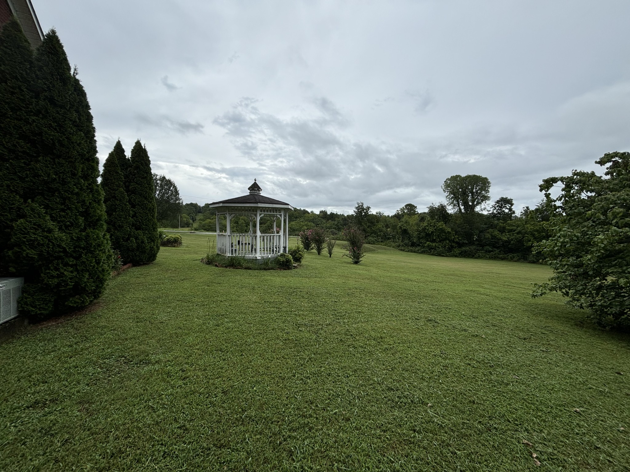 Photo 13 of 47 of 1820 Elkton Pike house