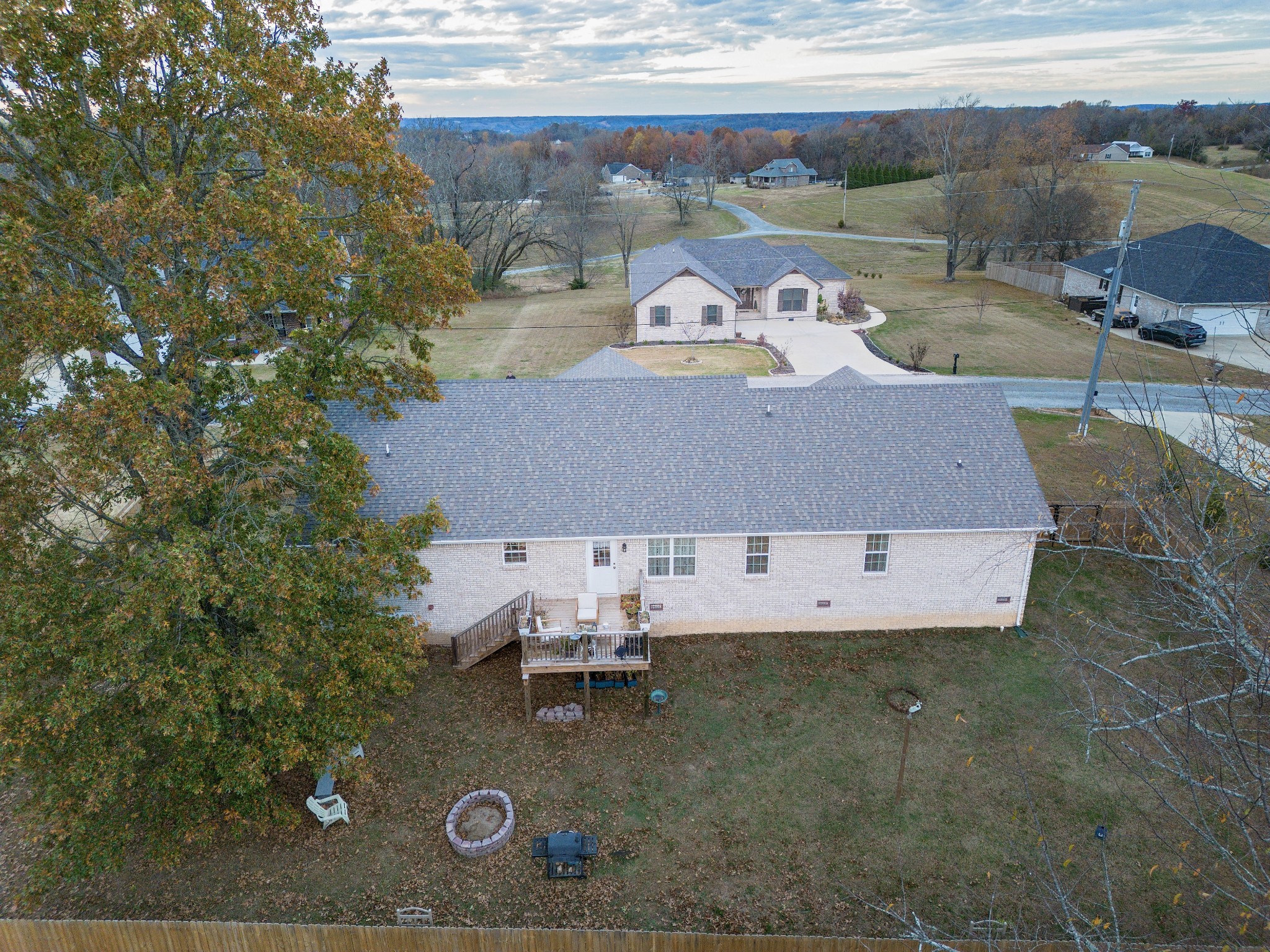 Photo 11 of 39 of 115 Lookout Ln house