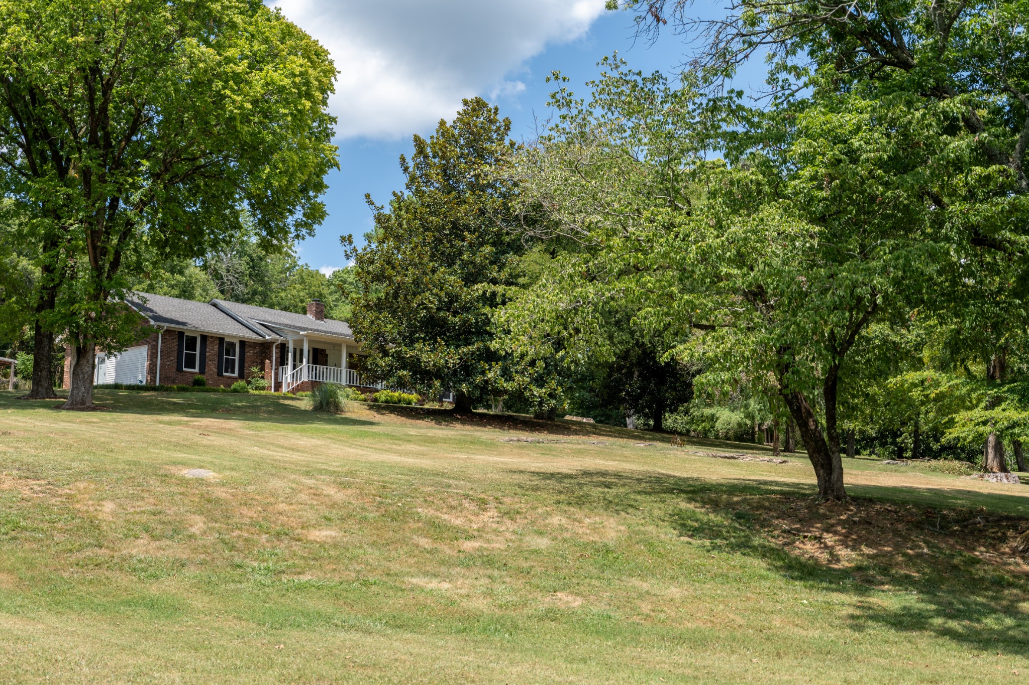 Photo 3 of 41 of 775 Owl Hollow Rd house