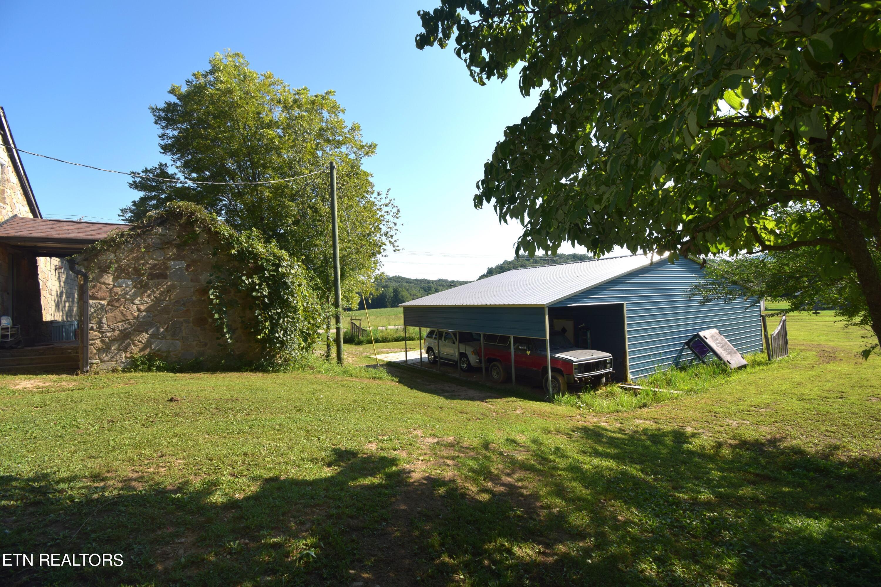 Photo 11 of 30 of 3140 Pittman Center Rd house